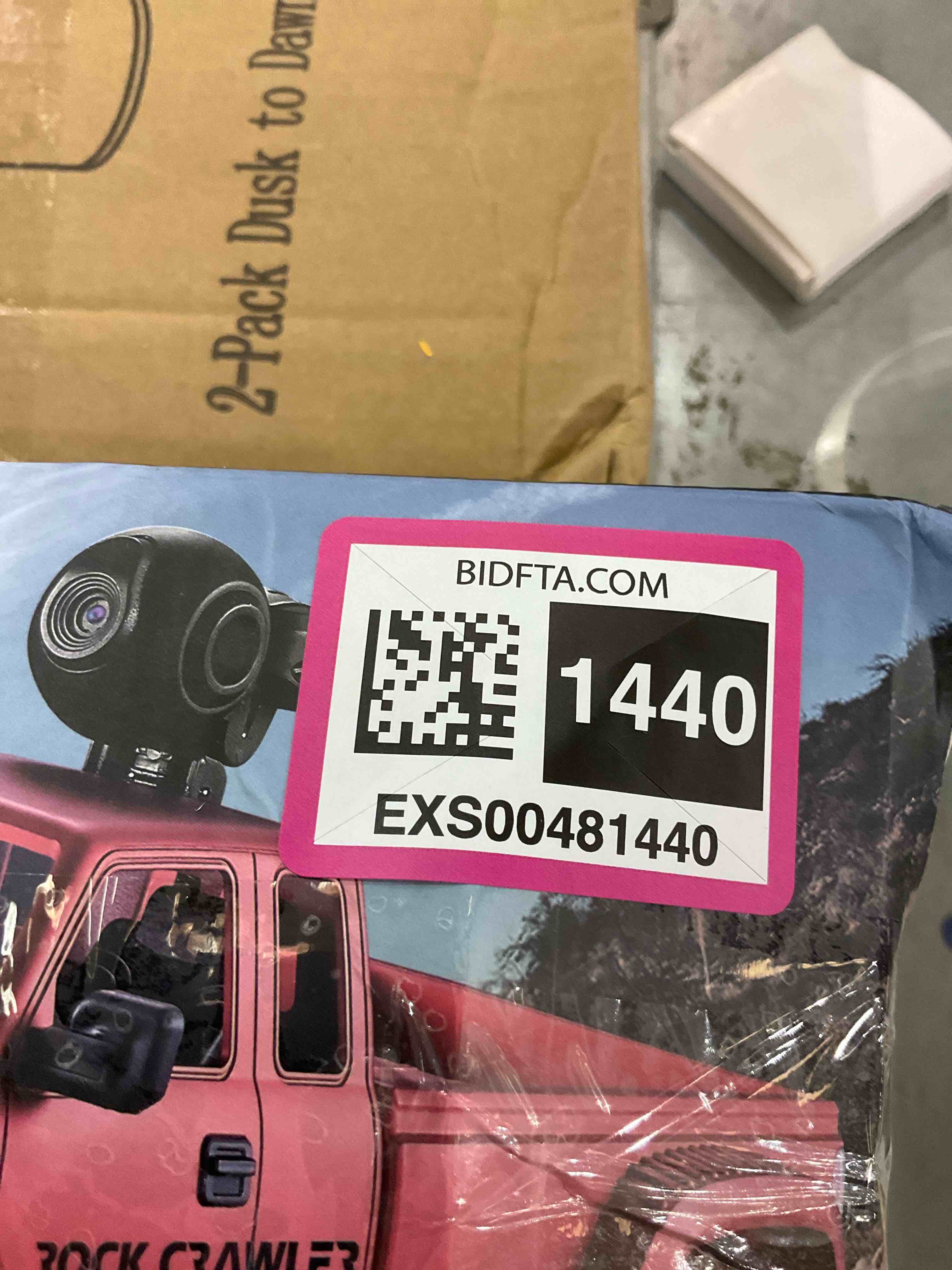 https://s3.amazonaws.com/lotting-images-prod/bidfta/EXS00481440_1695826179419.jpeg