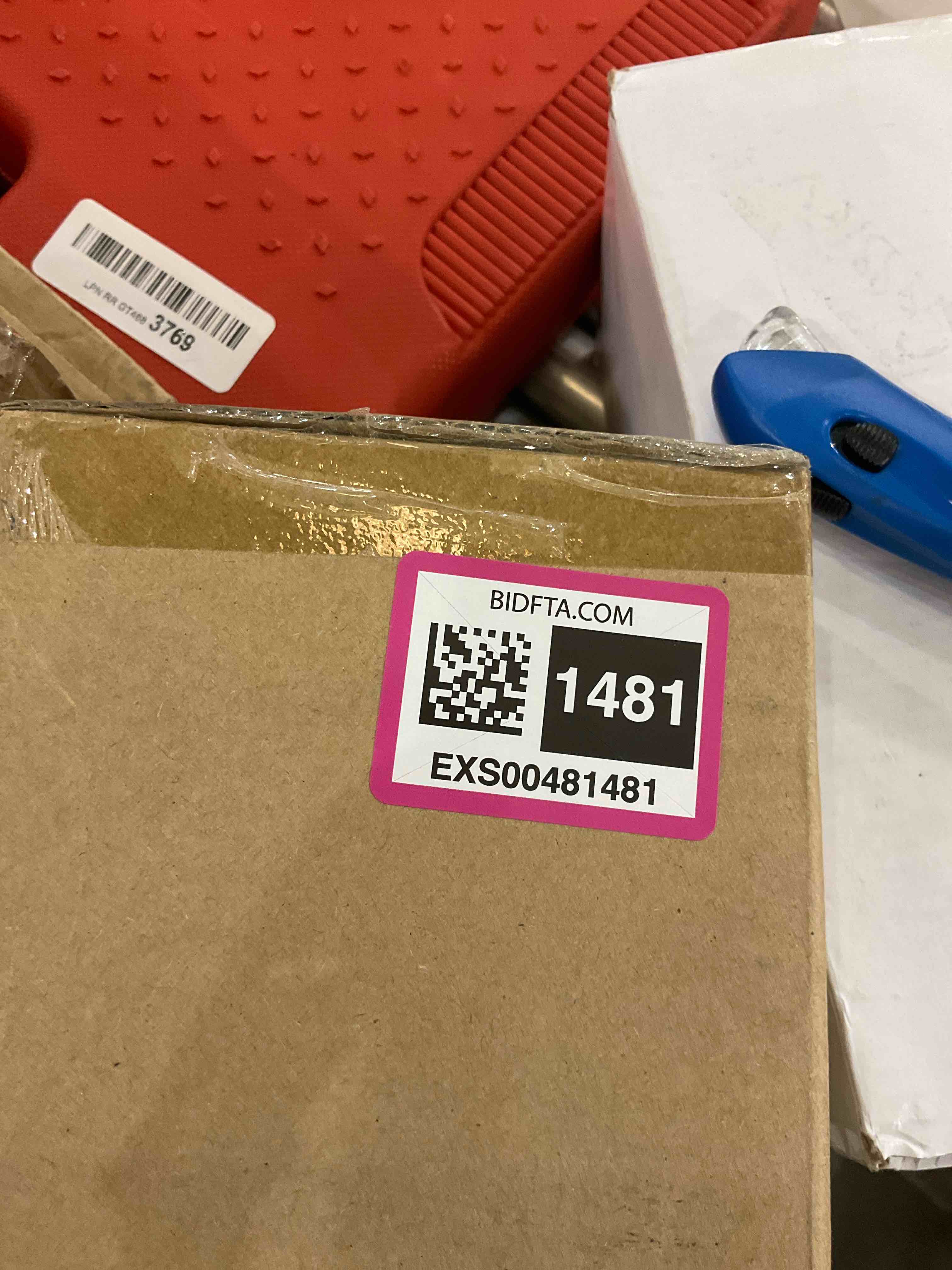 https://s3.amazonaws.com/lotting-images-prod/bidfta/EXS00481481_1695839849278.jpeg