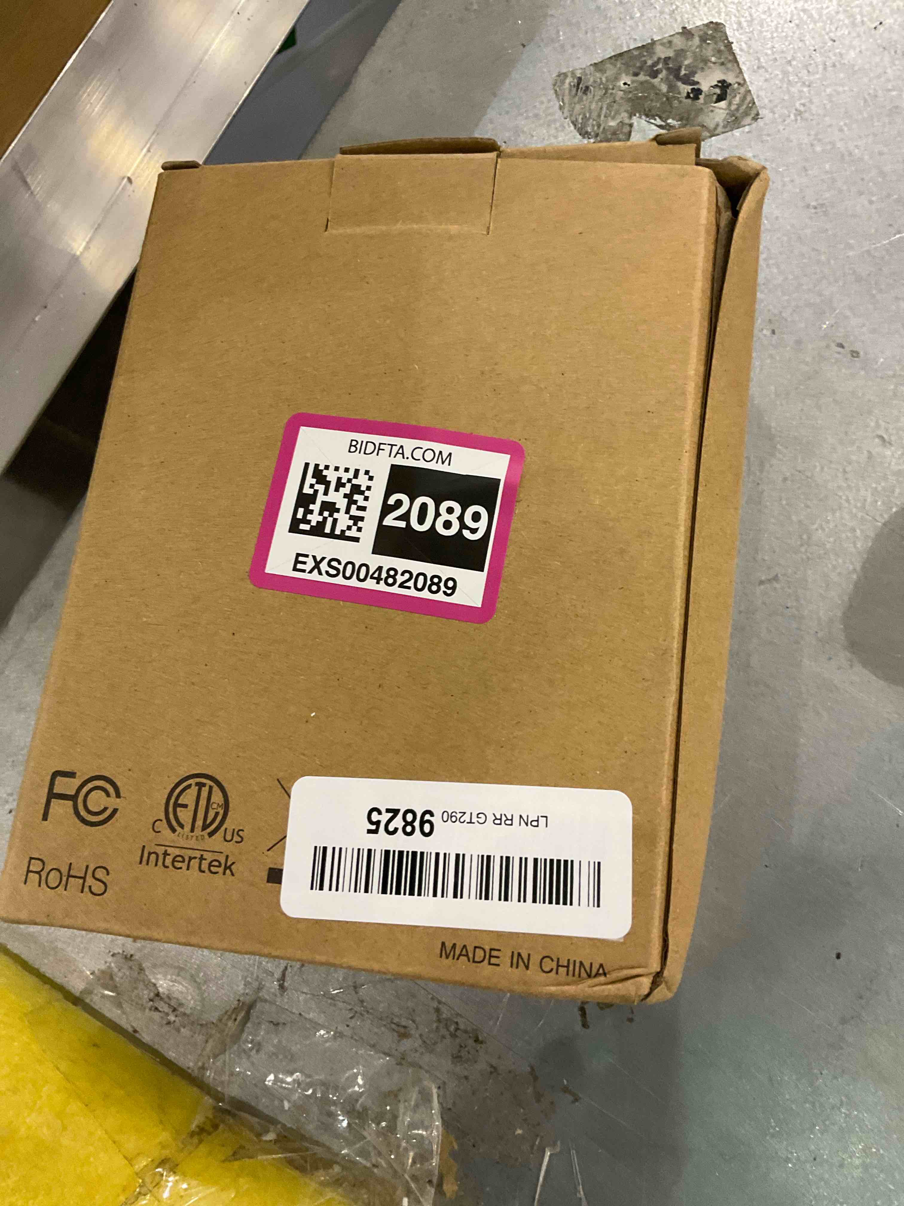 https://s3.amazonaws.com/lotting-images-prod/bidfta/EXS00482089_1695300263077.jpeg