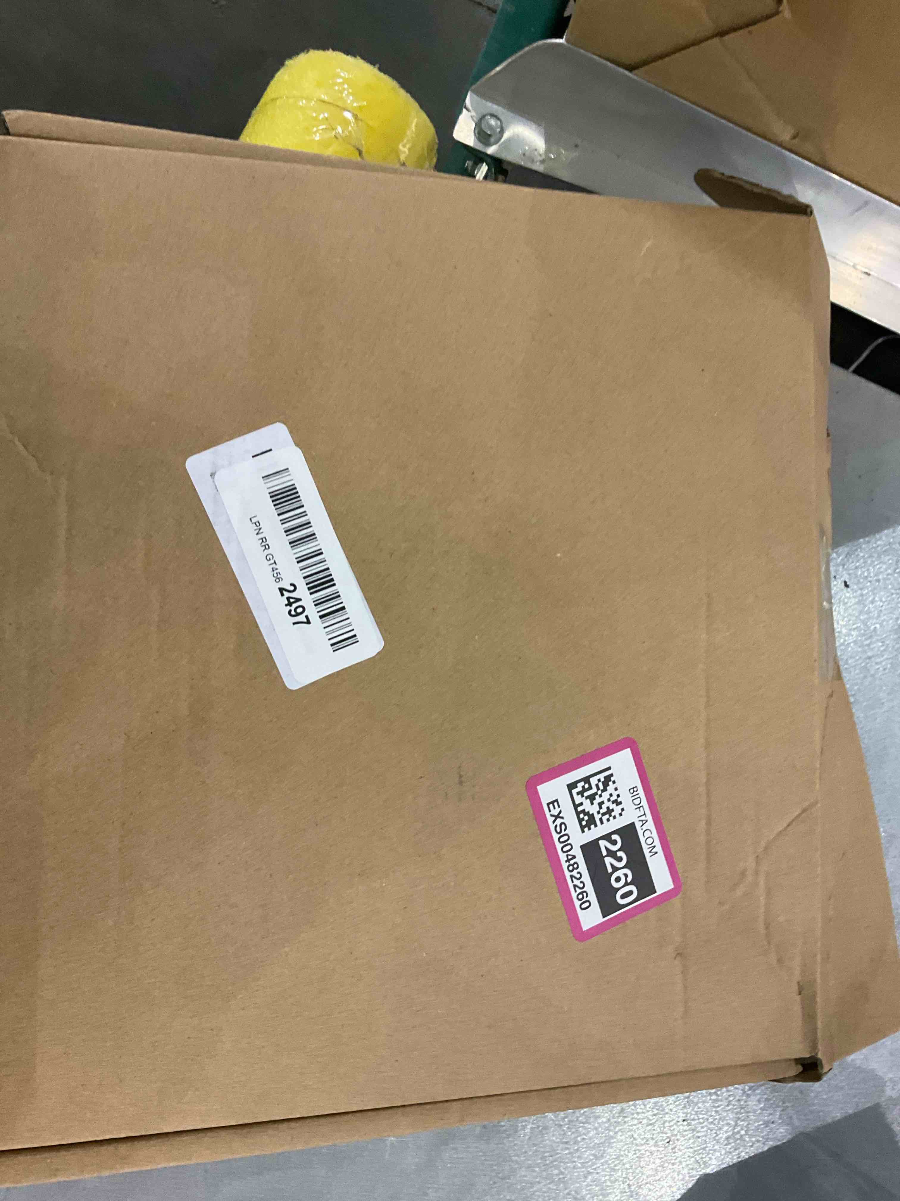 https://s3.amazonaws.com/lotting-images-prod/bidfta/EXS00482260_1695382230144.jpeg