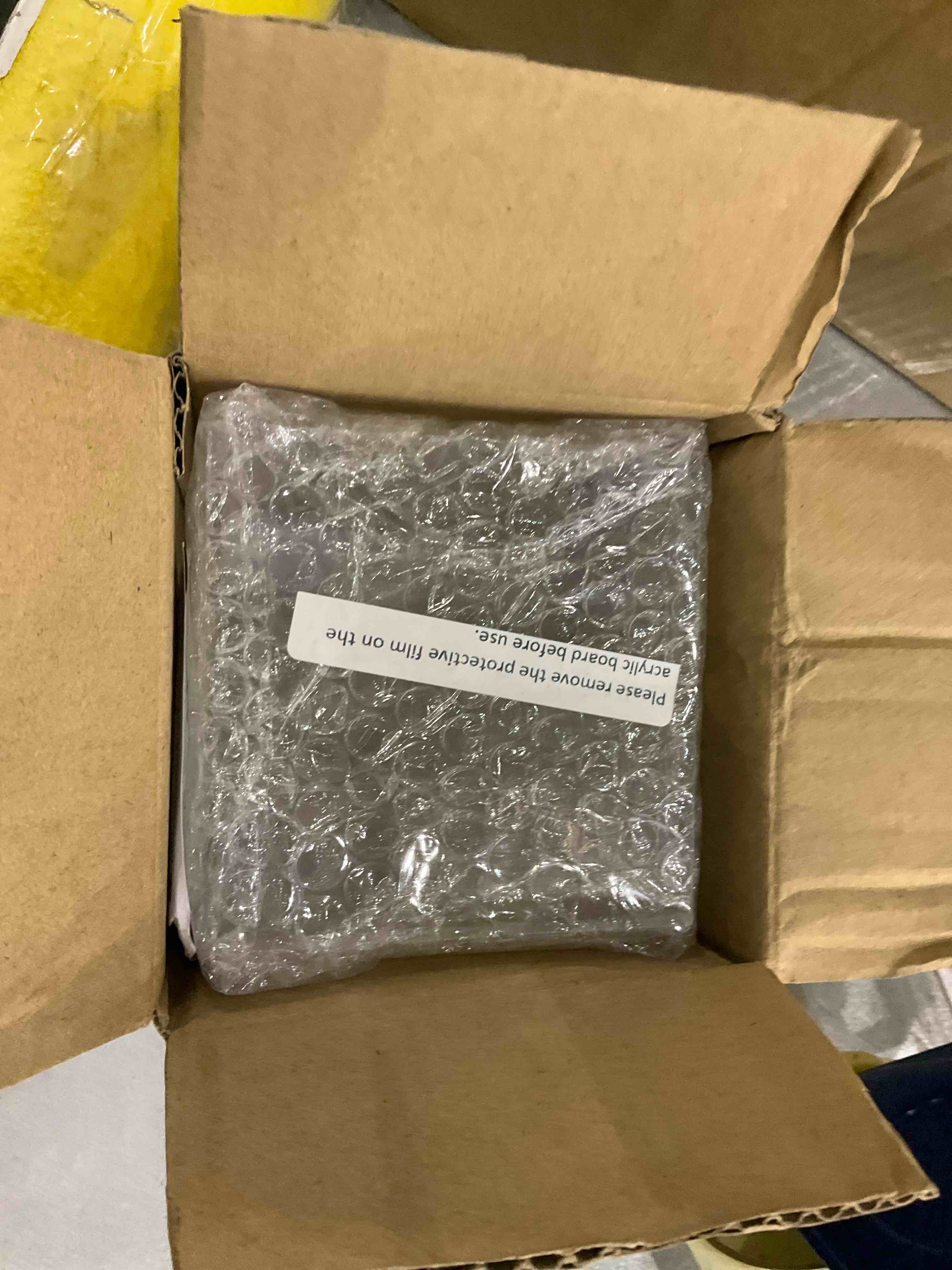 https://s3.amazonaws.com/lotting-images-prod/bidfta/EXS00482287_1695385231413.jpeg
