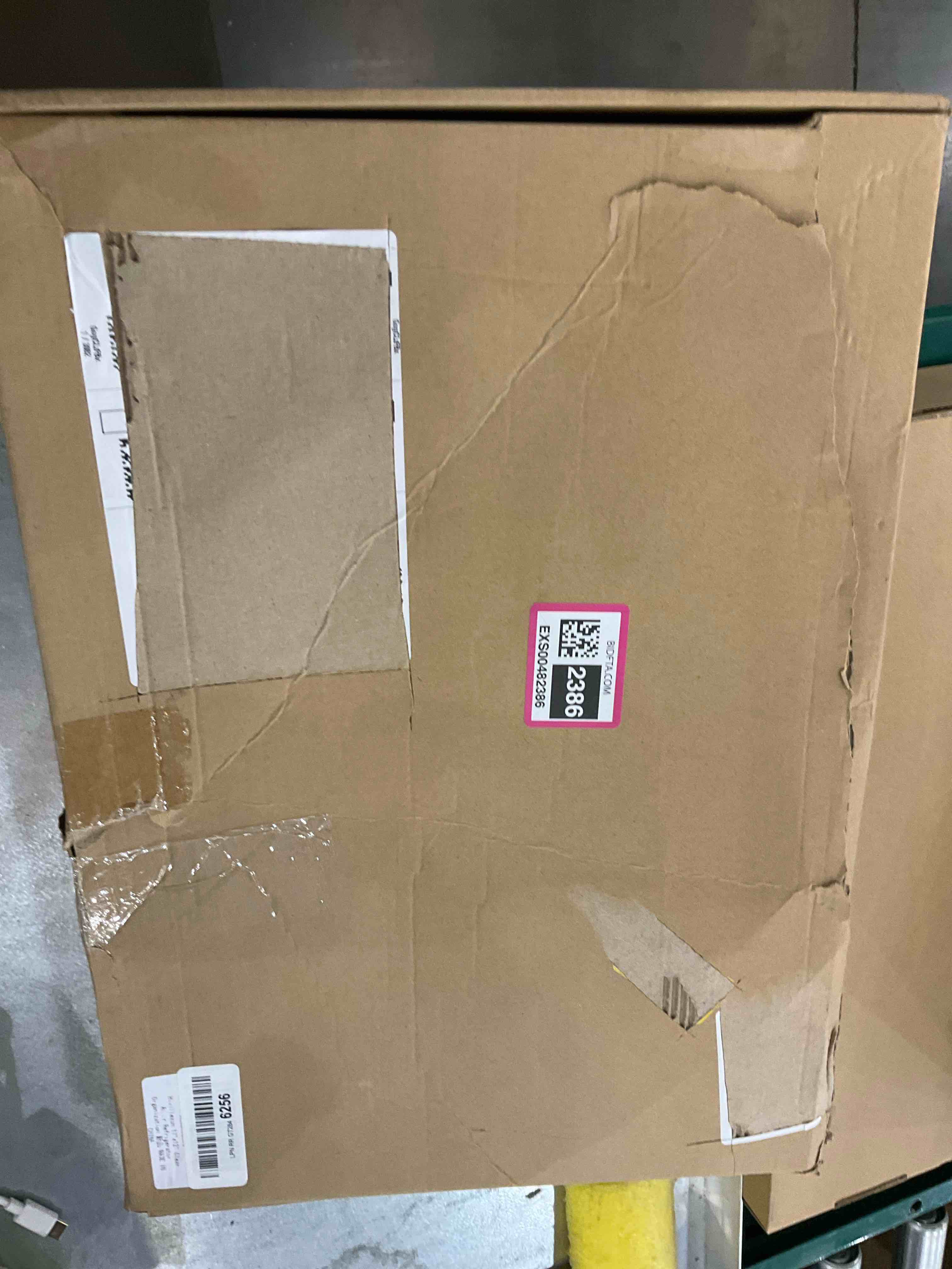 https://s3.amazonaws.com/lotting-images-prod/bidfta/EXS00482386_1695397835564.jpeg