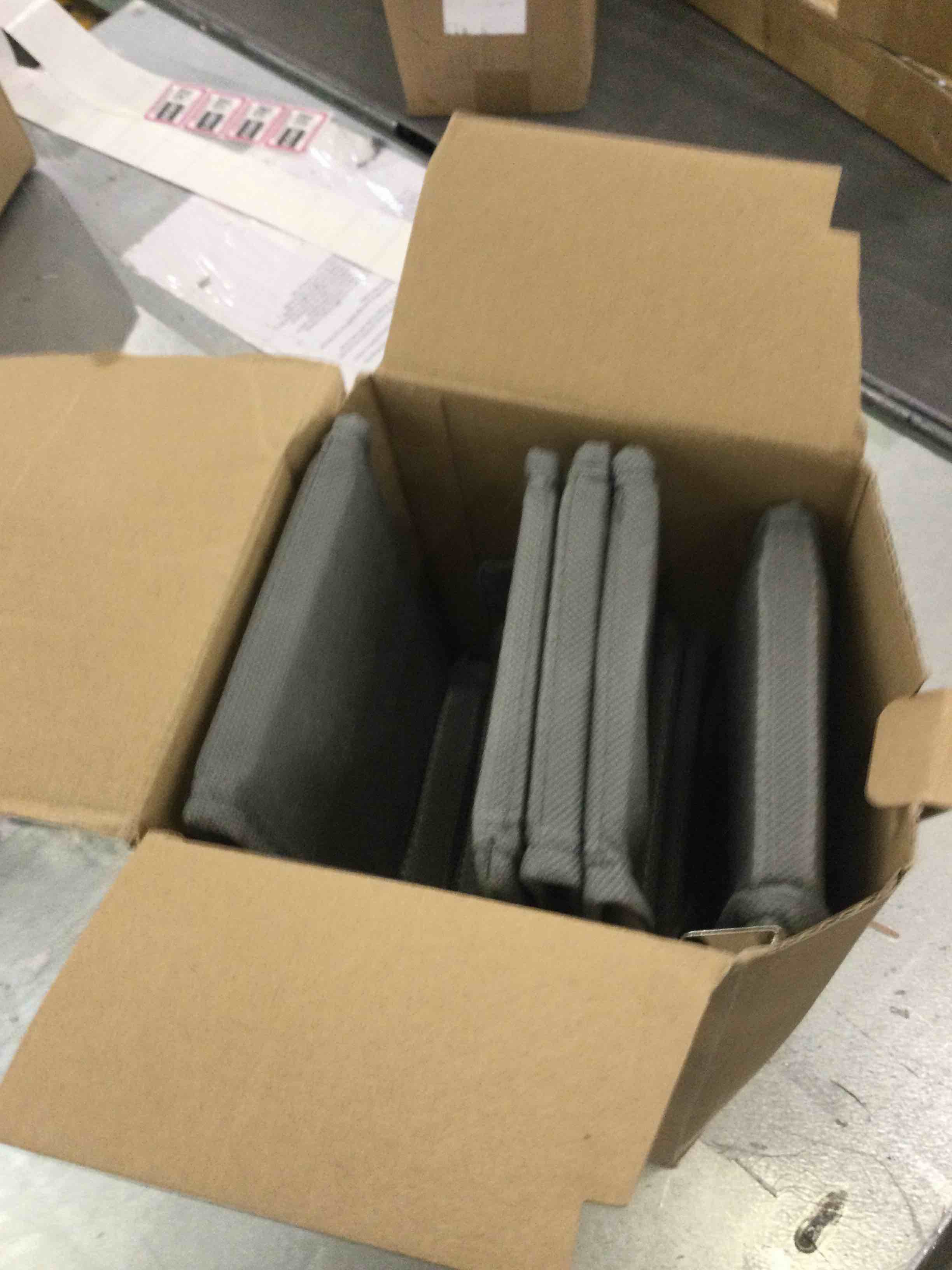 https://s3.amazonaws.com/lotting-images-prod/bidfta/EXS00482795_1699036725342.jpeg