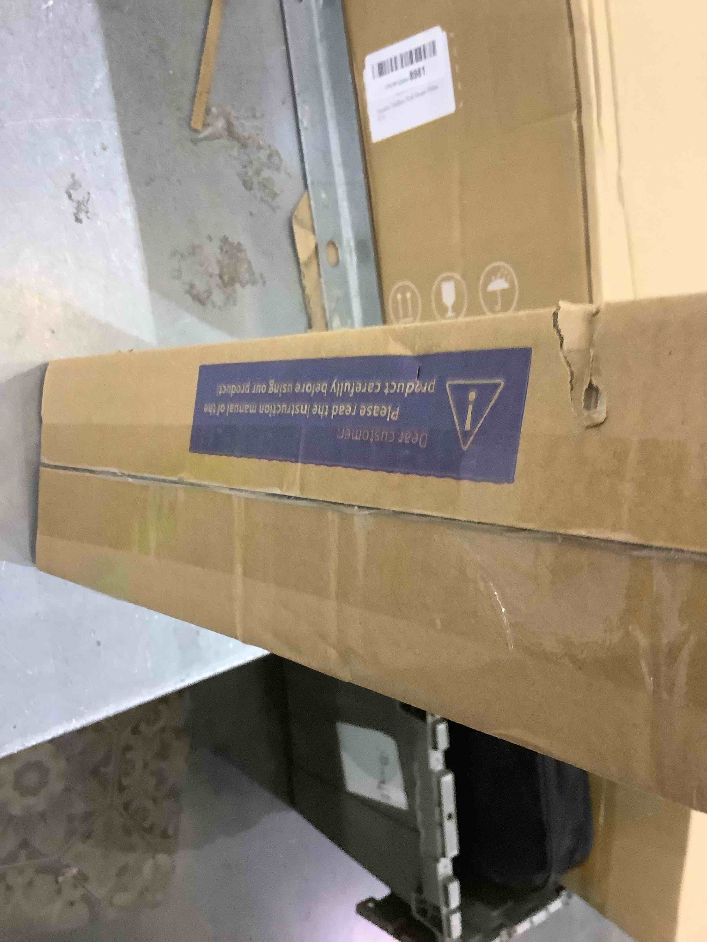 https://s3.amazonaws.com/lotting-images-prod/bidfta/EXS00483017_1695821350178.jpeg