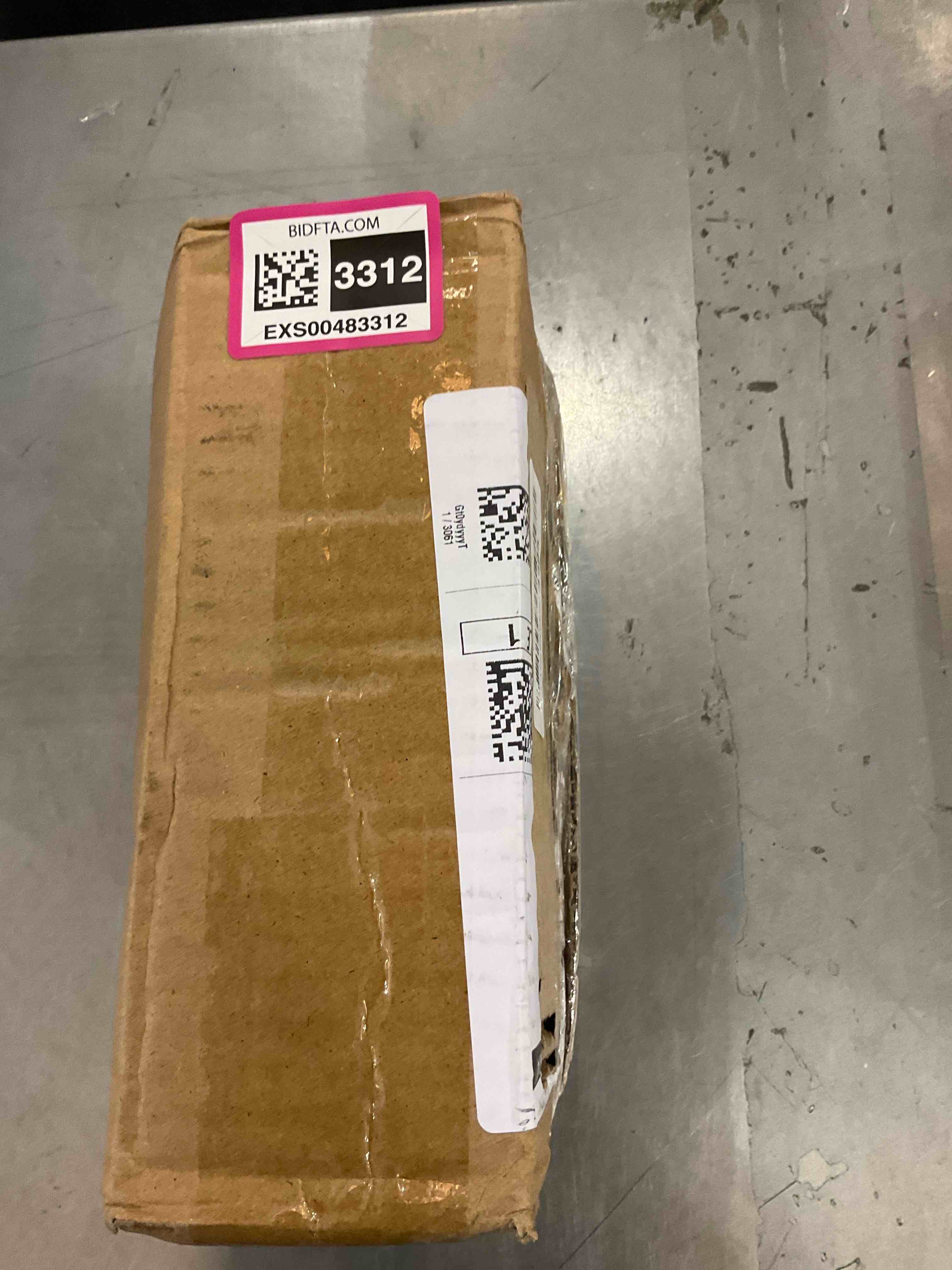 https://s3.amazonaws.com/lotting-images-prod/bidfta/EXS00483312_1696440700410.jpeg