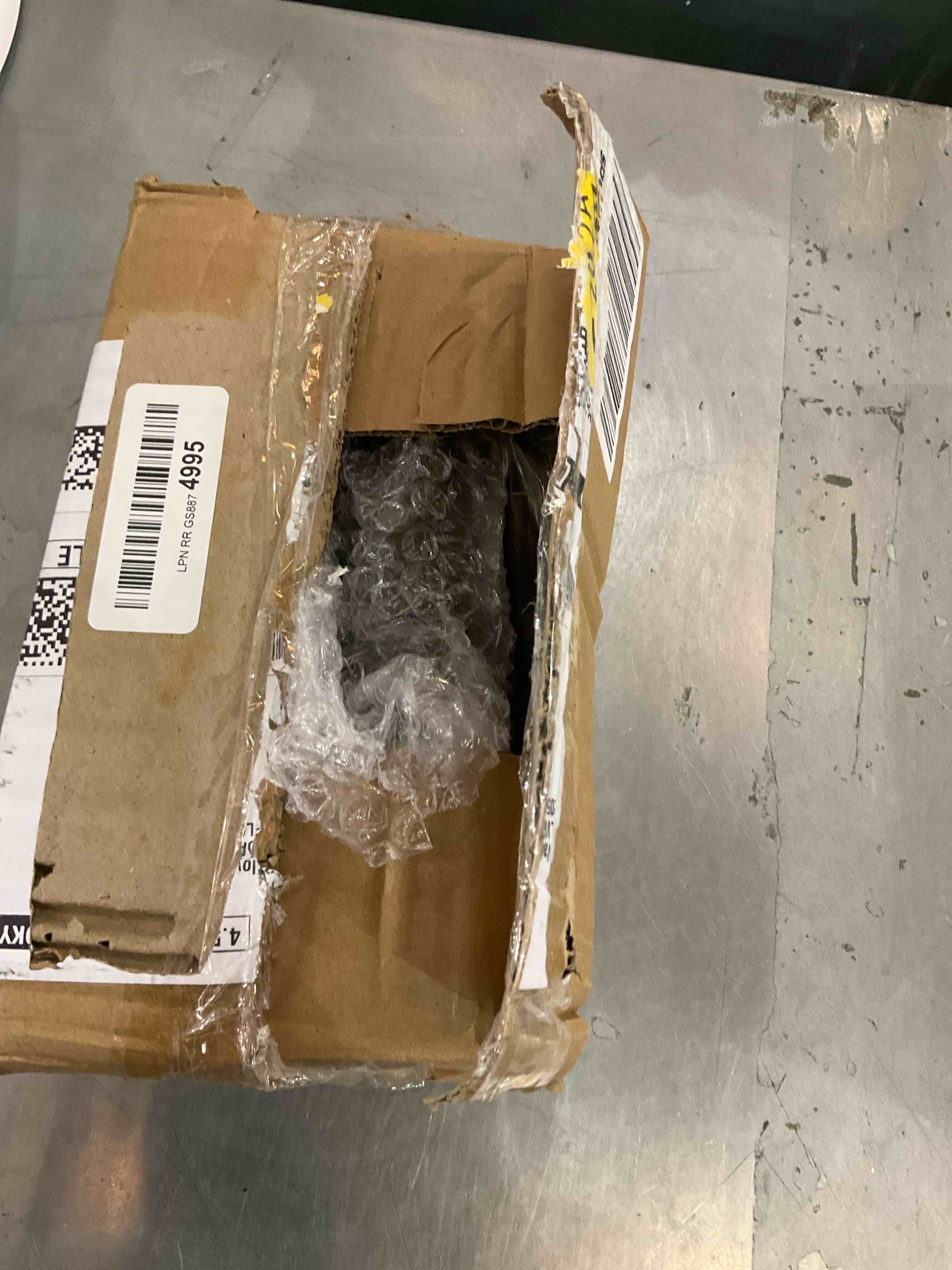 https://s3.amazonaws.com/lotting-images-prod/bidfta/EXS00483312_1696440722529.jpeg