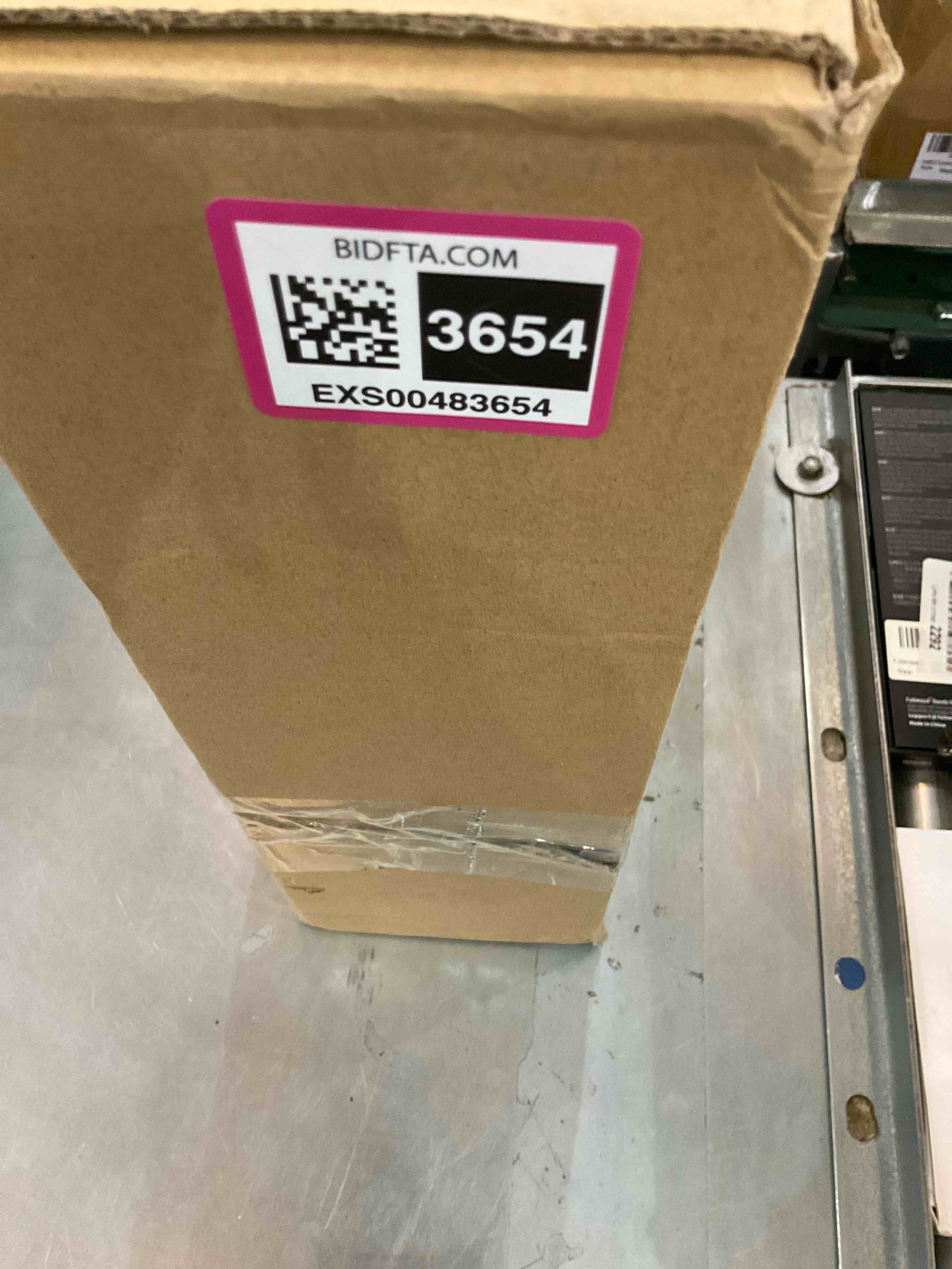 https://s3.amazonaws.com/lotting-images-prod/bidfta/EXS00483654_1695401308440.jpeg