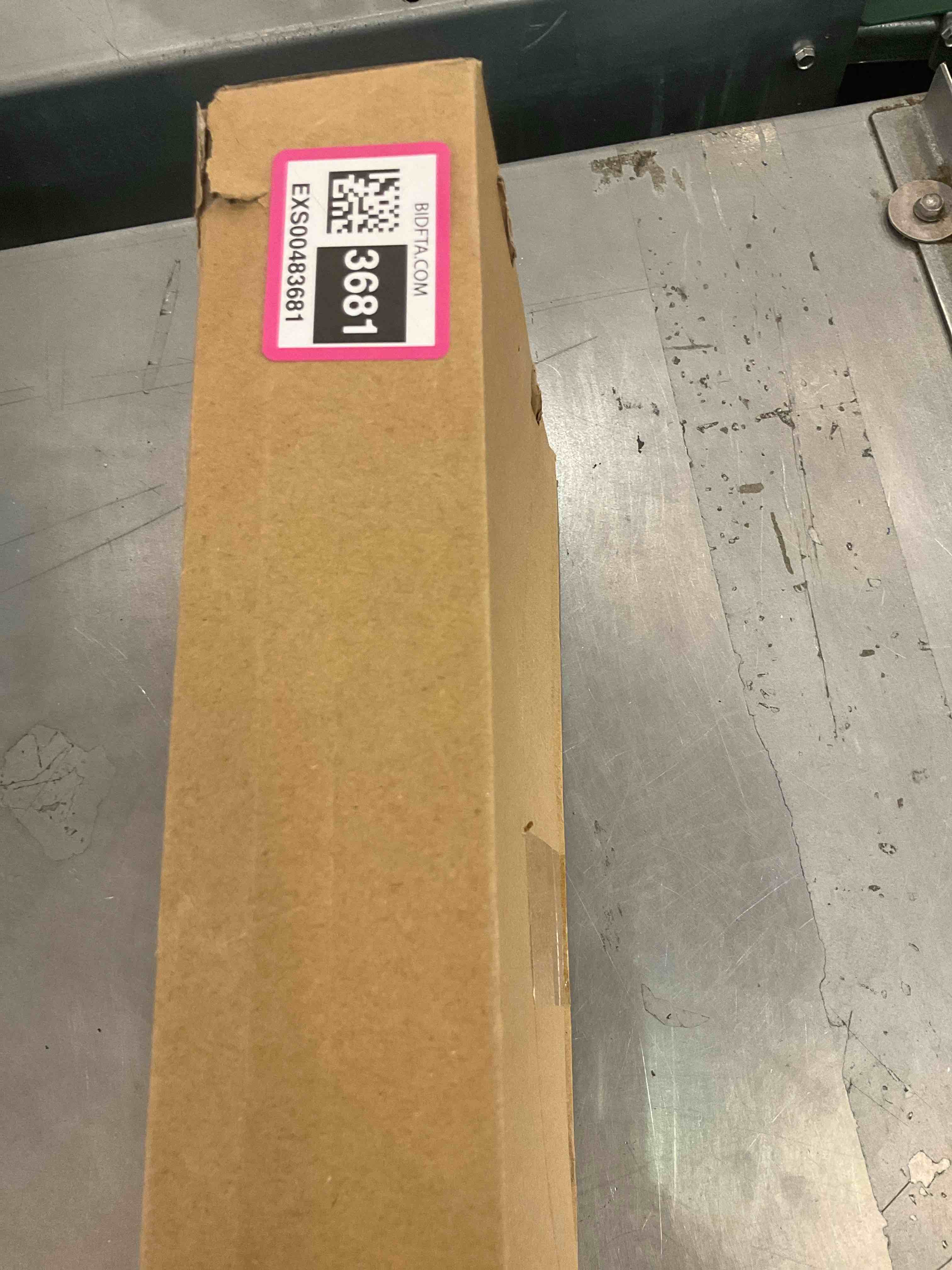 https://s3.amazonaws.com/lotting-images-prod/bidfta/EXS00483681_1695403628771.jpeg