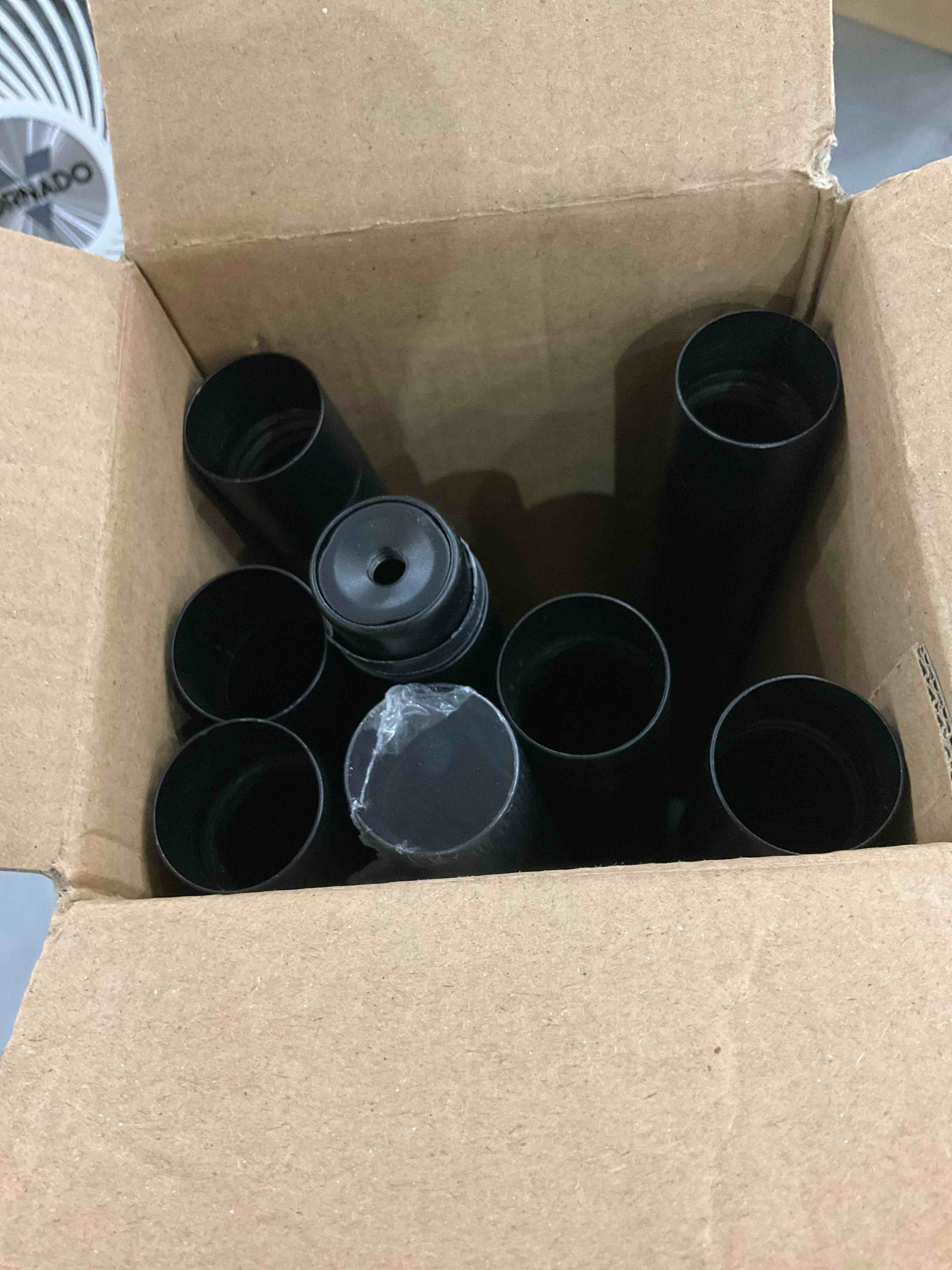 https://s3.amazonaws.com/lotting-images-prod/bidfta/EXS00483877_1695655933402.jpeg