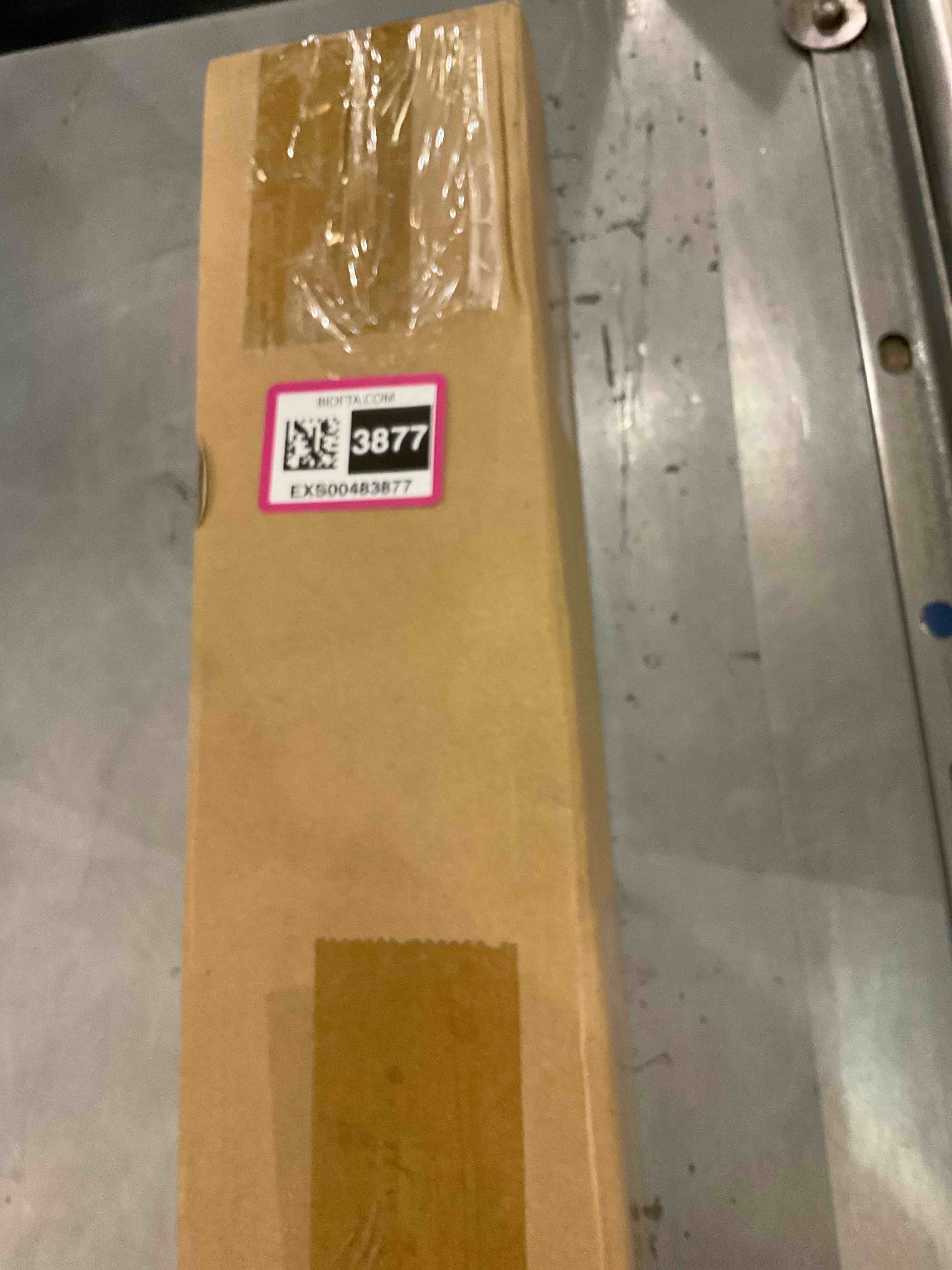 https://s3.amazonaws.com/lotting-images-prod/bidfta/EXS00483877_1695655972433.jpeg
