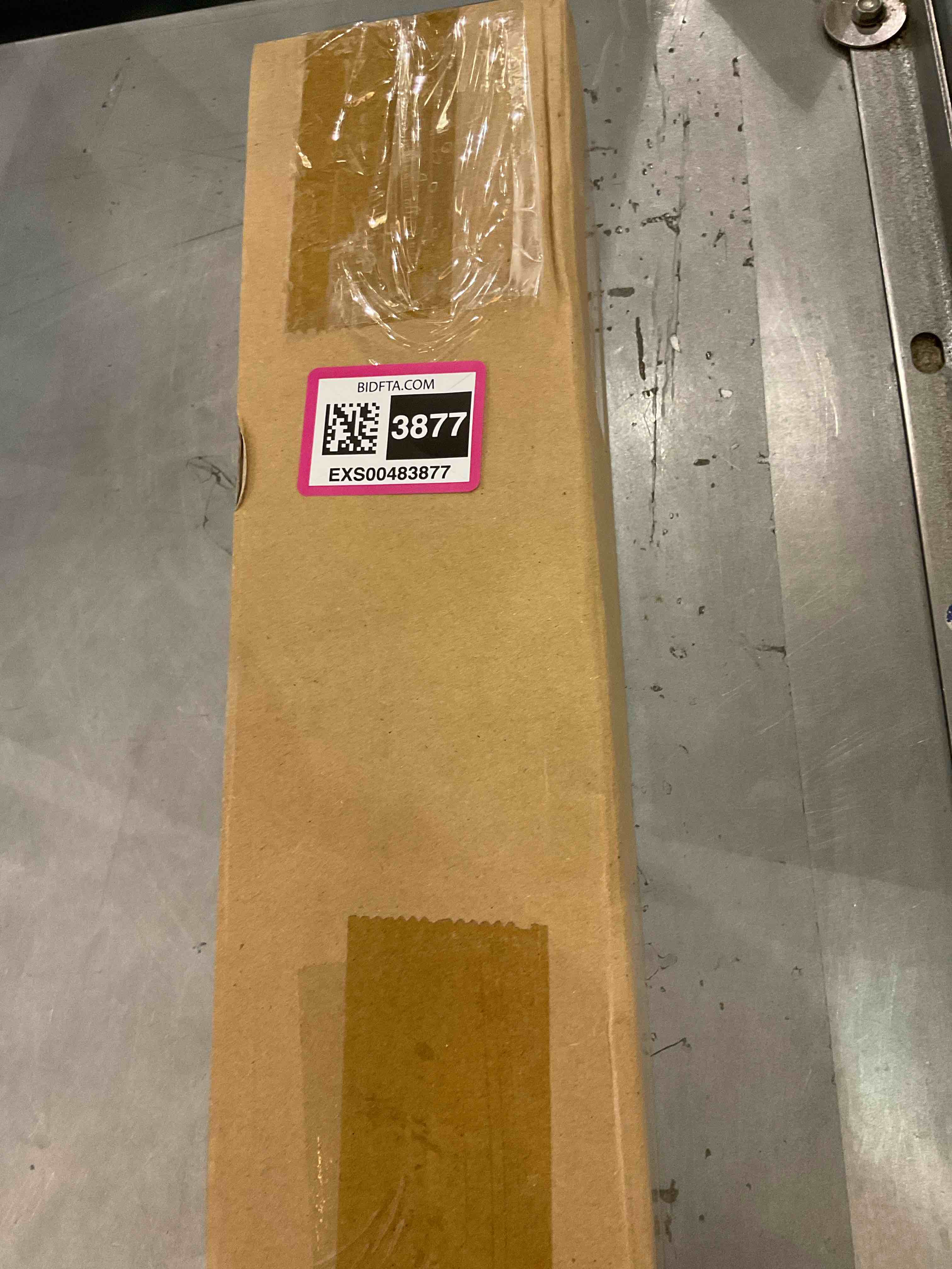 https://s3.amazonaws.com/lotting-images-prod/bidfta/EXS00483877_1695655974033.jpeg