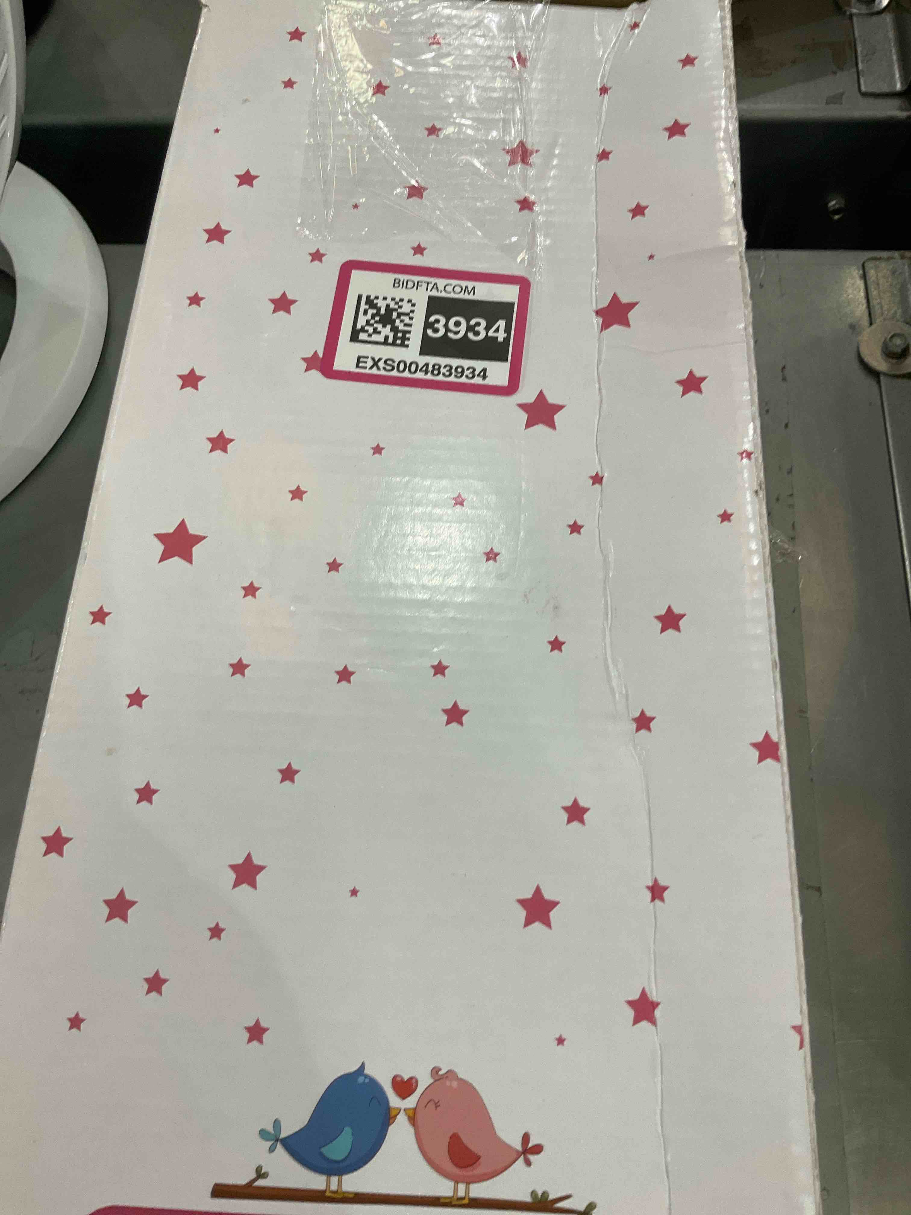 https://s3.amazonaws.com/lotting-images-prod/bidfta/EXS00483934_1695668794151.jpeg