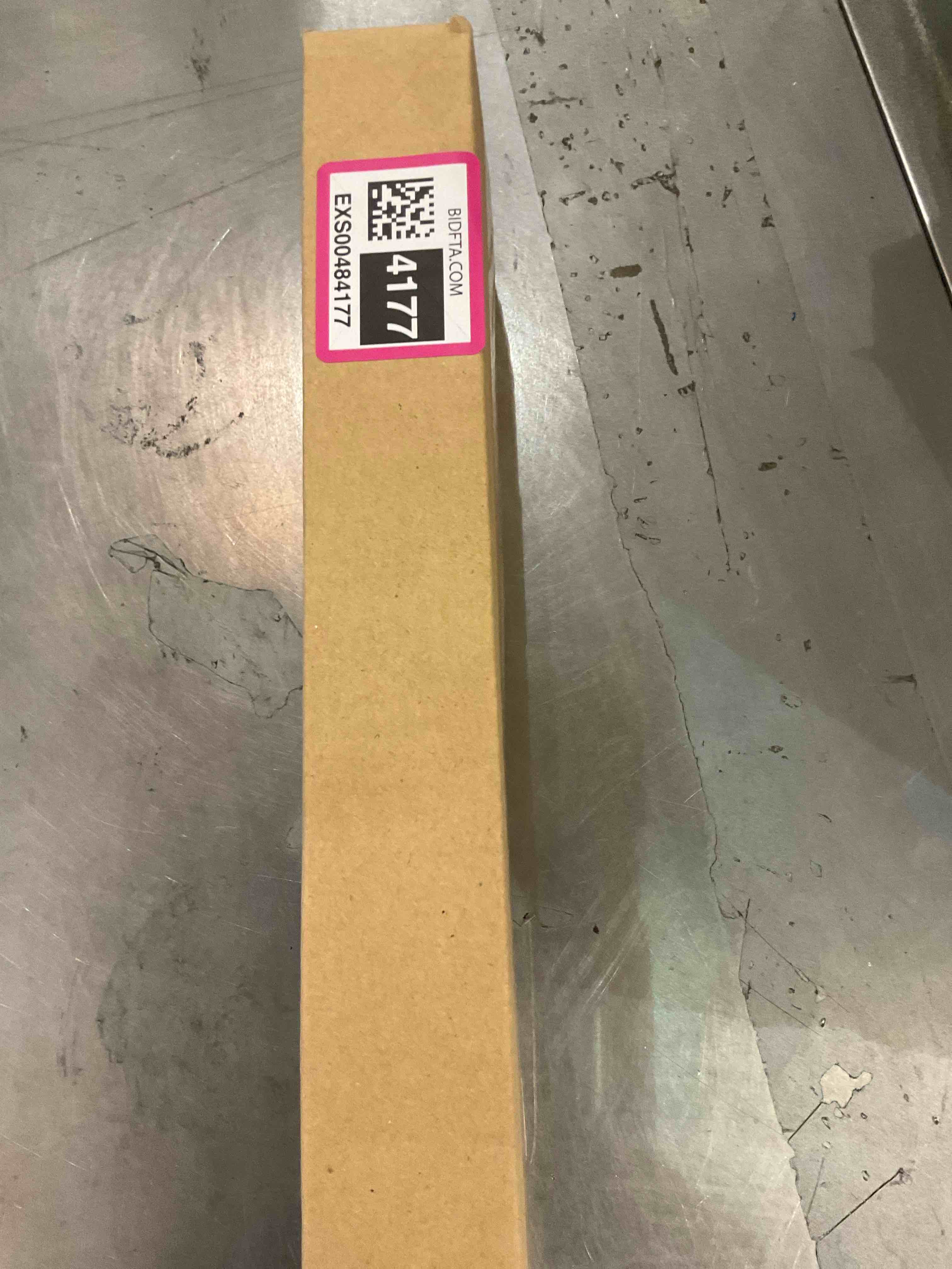https://s3.amazonaws.com/lotting-images-prod/bidfta/EXS00484177_1695741548442.jpeg