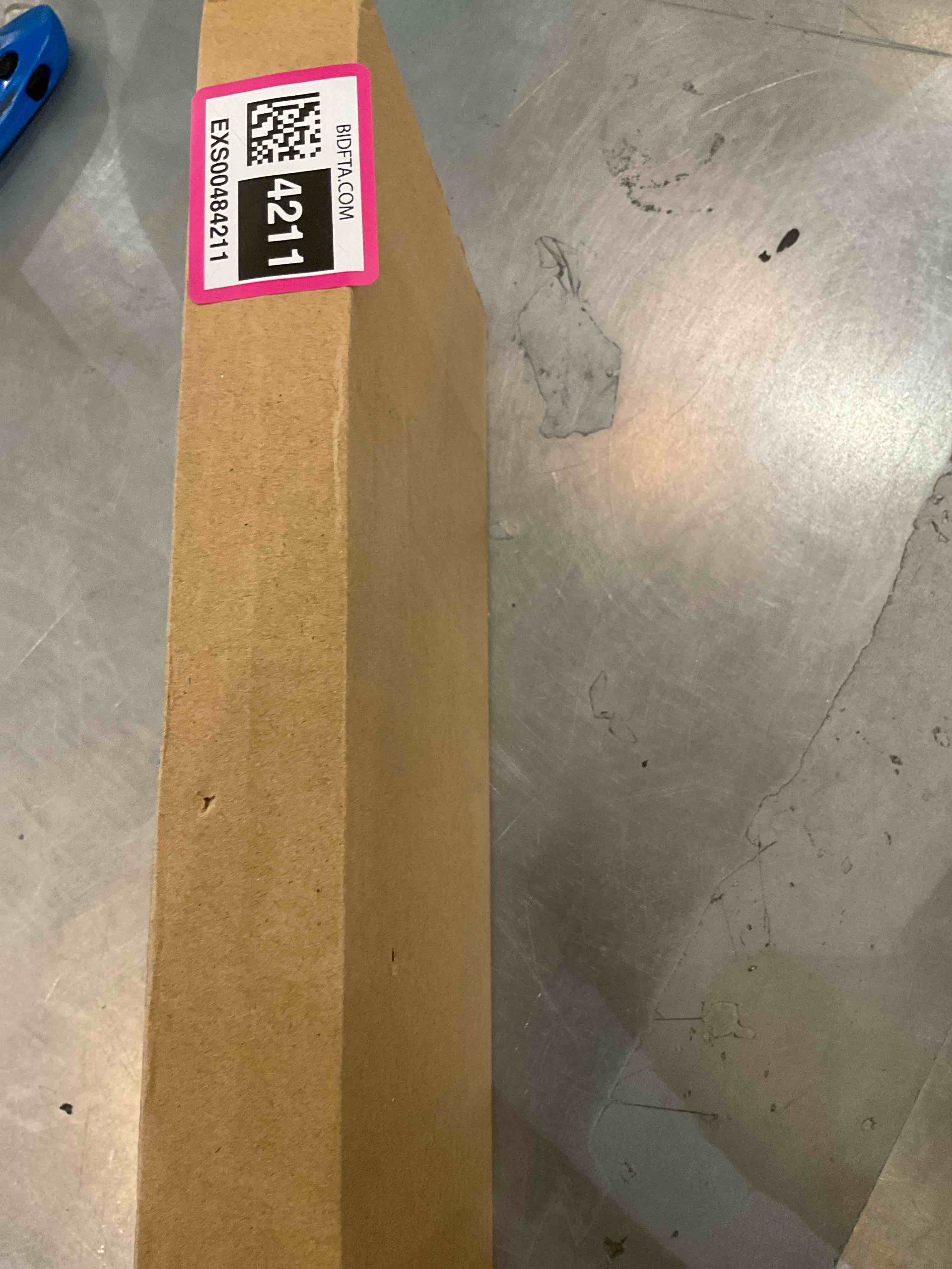 https://s3.amazonaws.com/lotting-images-prod/bidfta/EXS00484211_1695746722717.jpeg