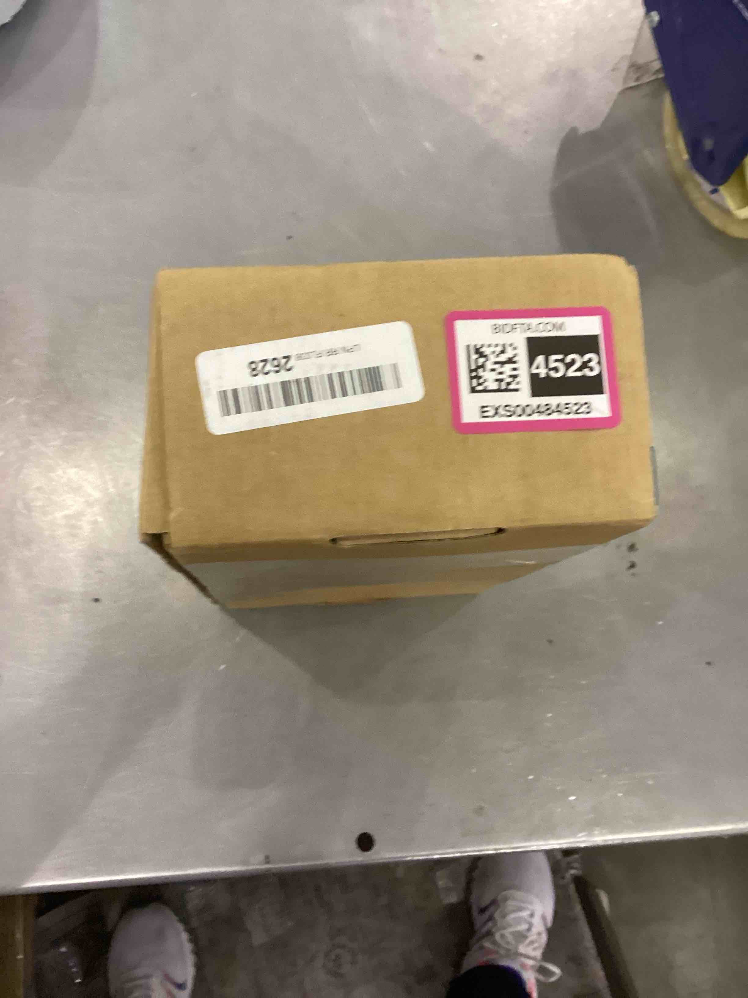 https://s3.amazonaws.com/lotting-images-prod/bidfta/EXS00484523_1695216865756.jpeg