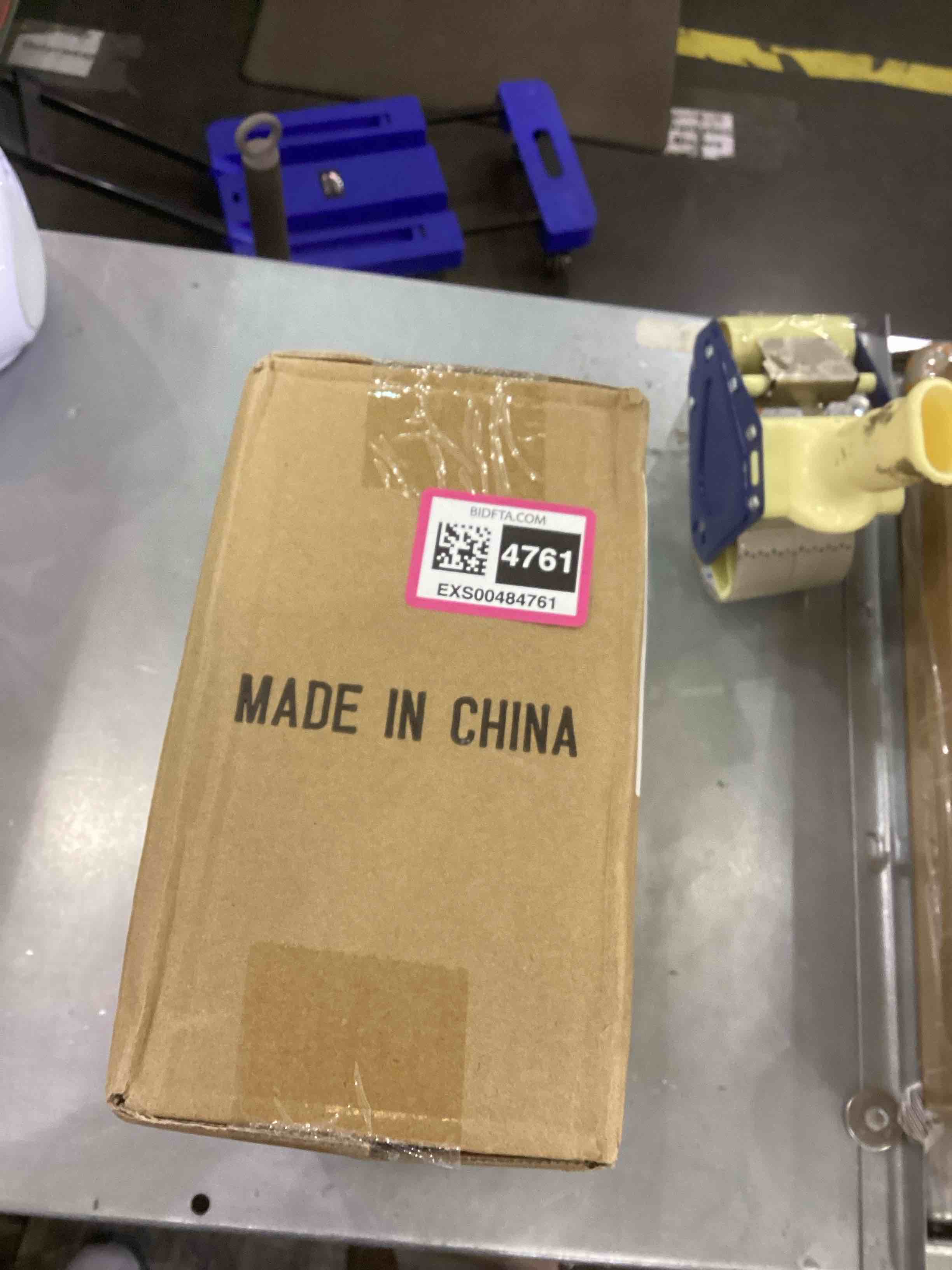 https://s3.amazonaws.com/lotting-images-prod/bidfta/EXS00484761_1695390608692.jpeg