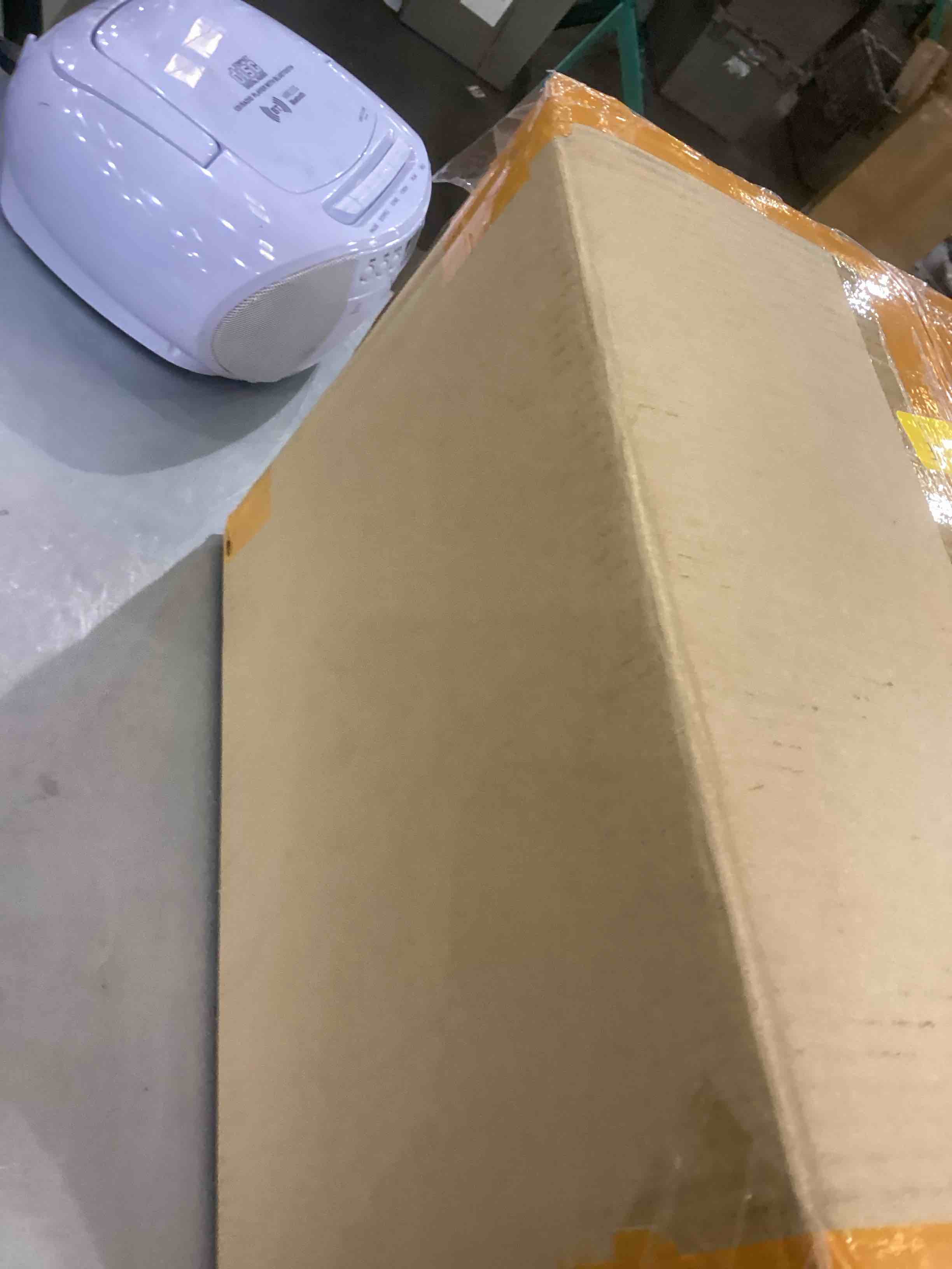 https://s3.amazonaws.com/lotting-images-prod/bidfta/EXS00484798_1695397588156.jpeg