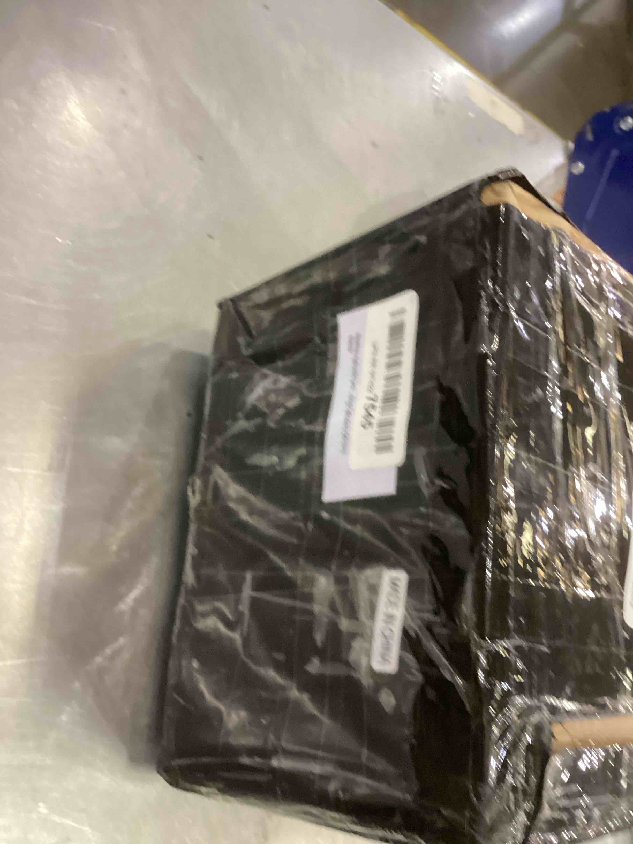 https://s3.amazonaws.com/lotting-images-prod/bidfta/EXS00484818_1695401026745.jpeg