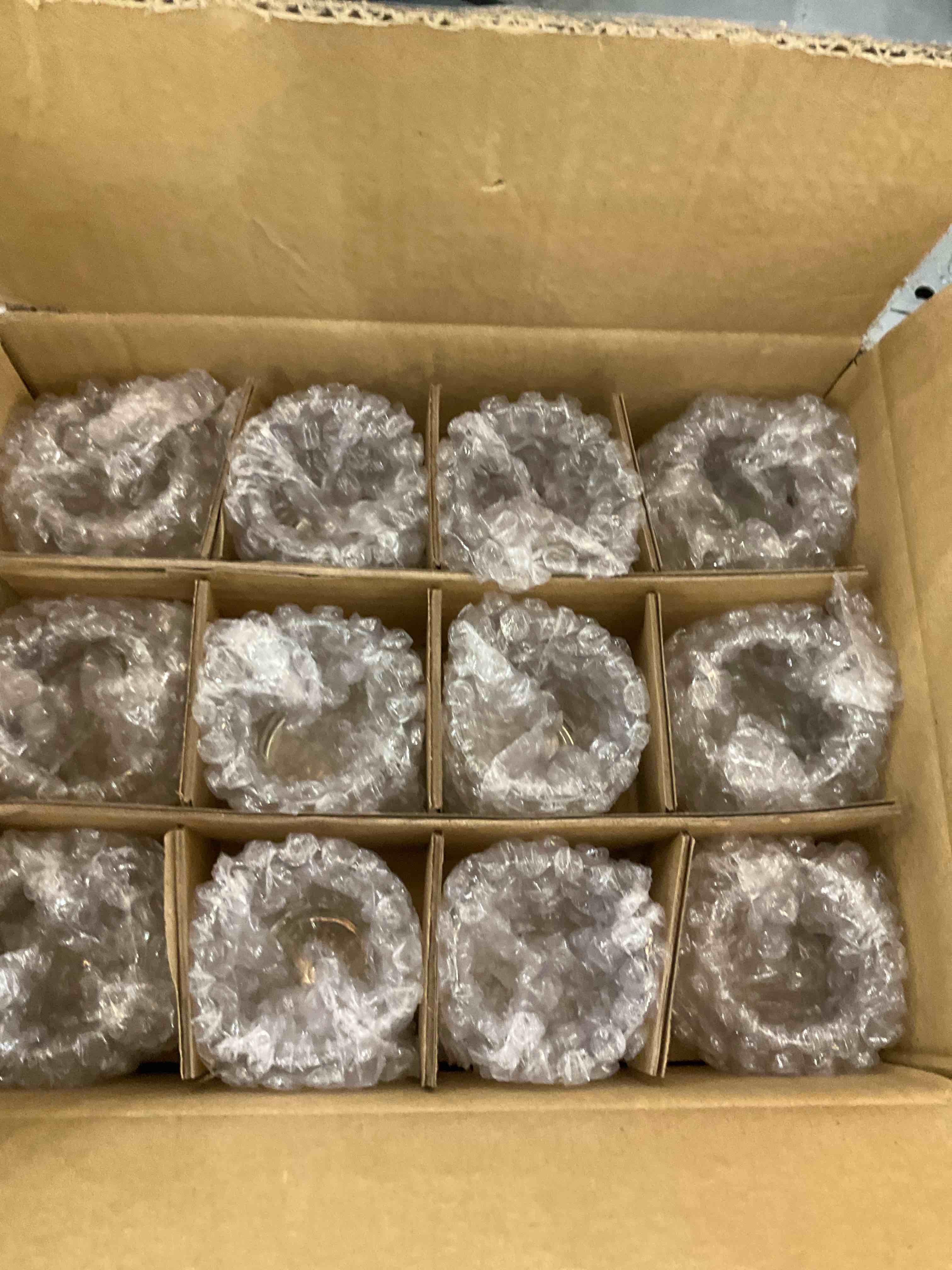 https://s3.amazonaws.com/lotting-images-prod/bidfta/EXS00485038_1695311308787.jpeg