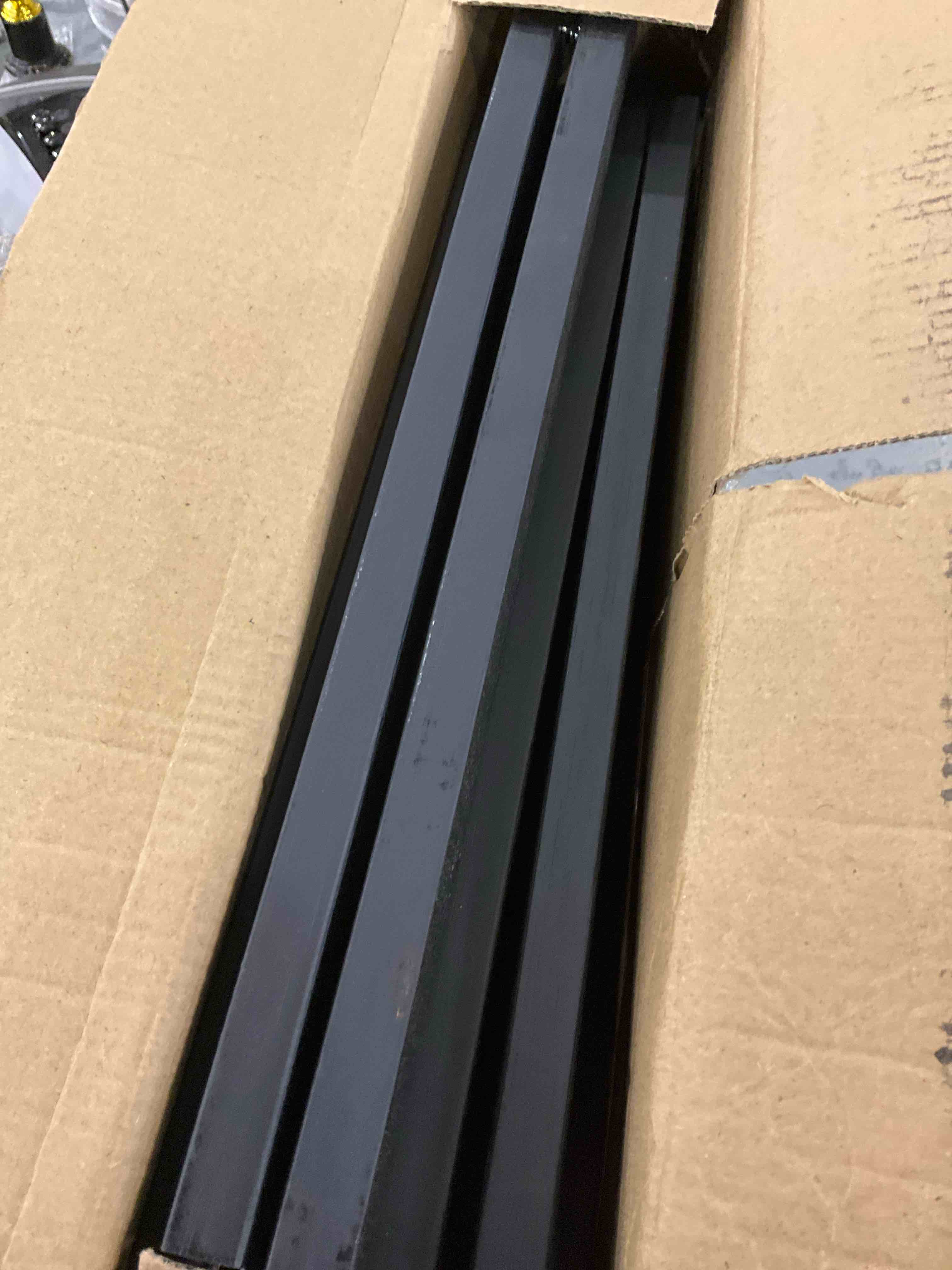 https://s3.amazonaws.com/lotting-images-prod/bidfta/EXS00485186_1695390187769.jpeg