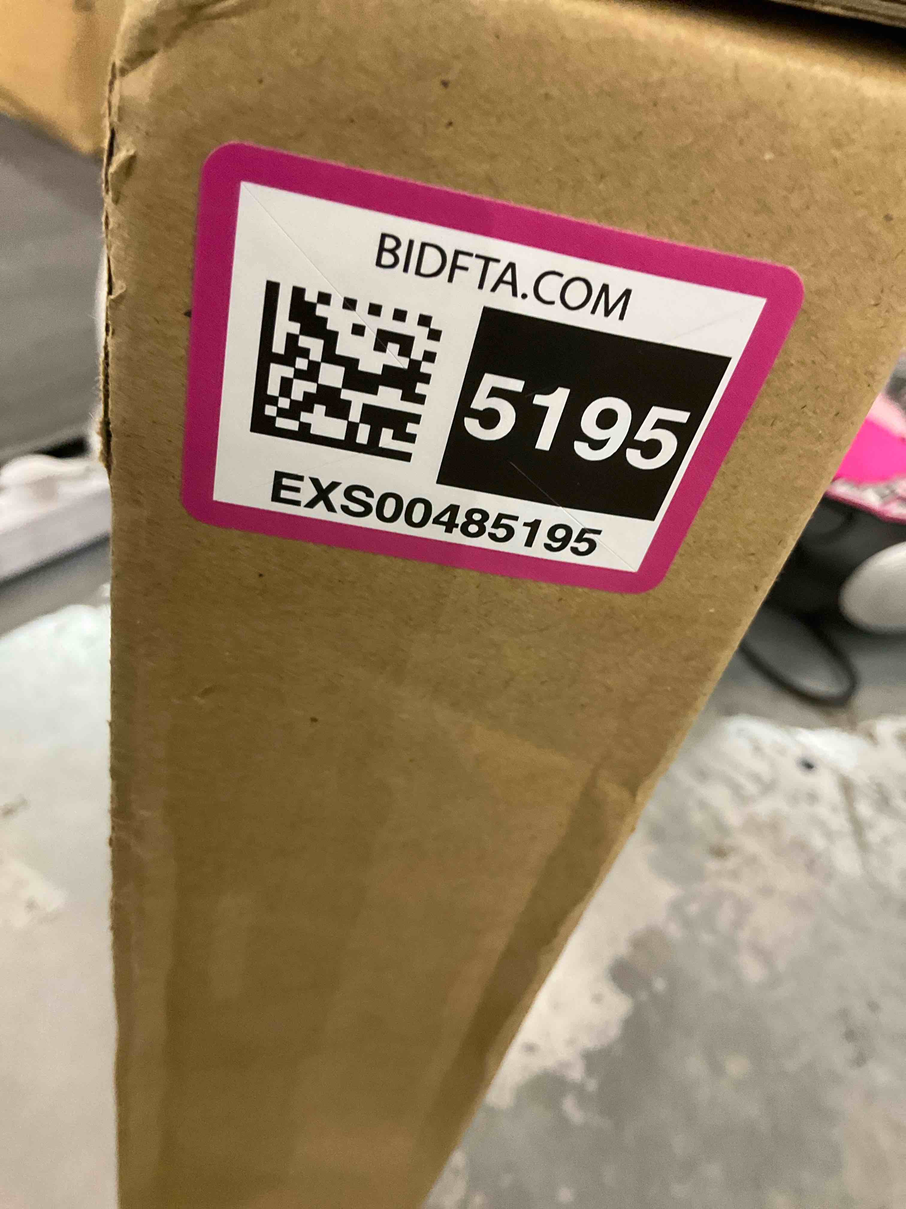 https://s3.amazonaws.com/lotting-images-prod/bidfta/EXS00485195_1695391099033.jpeg