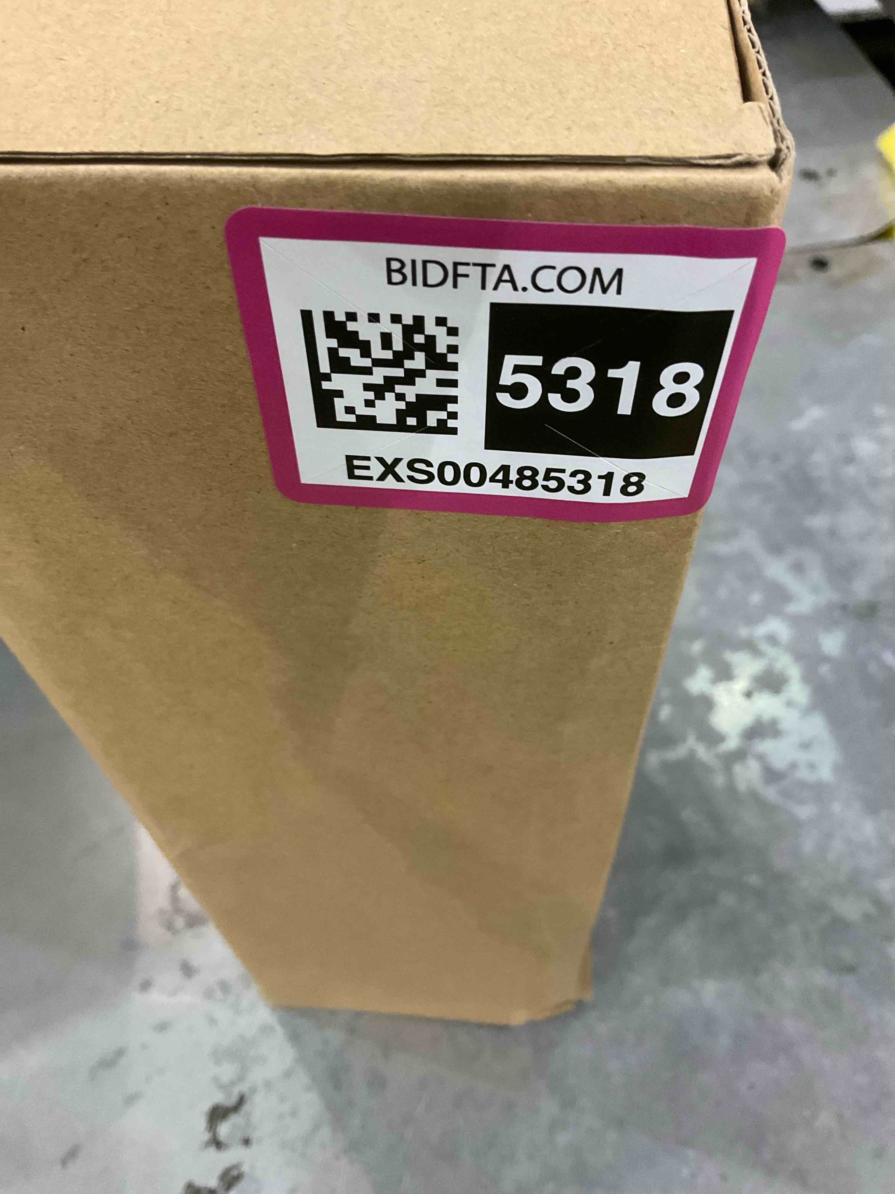 https://s3.amazonaws.com/lotting-images-prod/bidfta/EXS00485318_1695640320725.jpeg