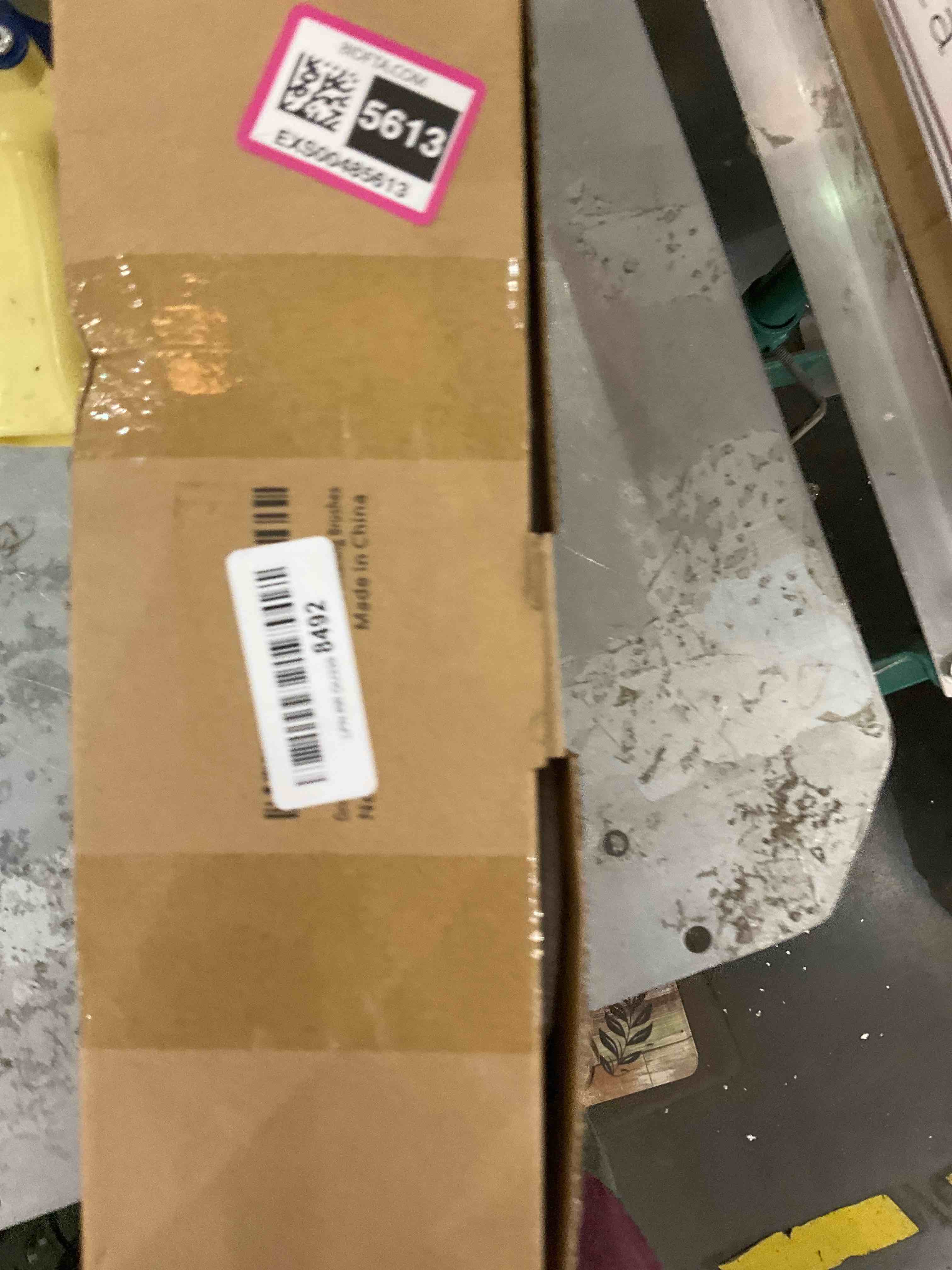 https://s3.amazonaws.com/lotting-images-prod/bidfta/EXS00485613_1695826408272.jpeg