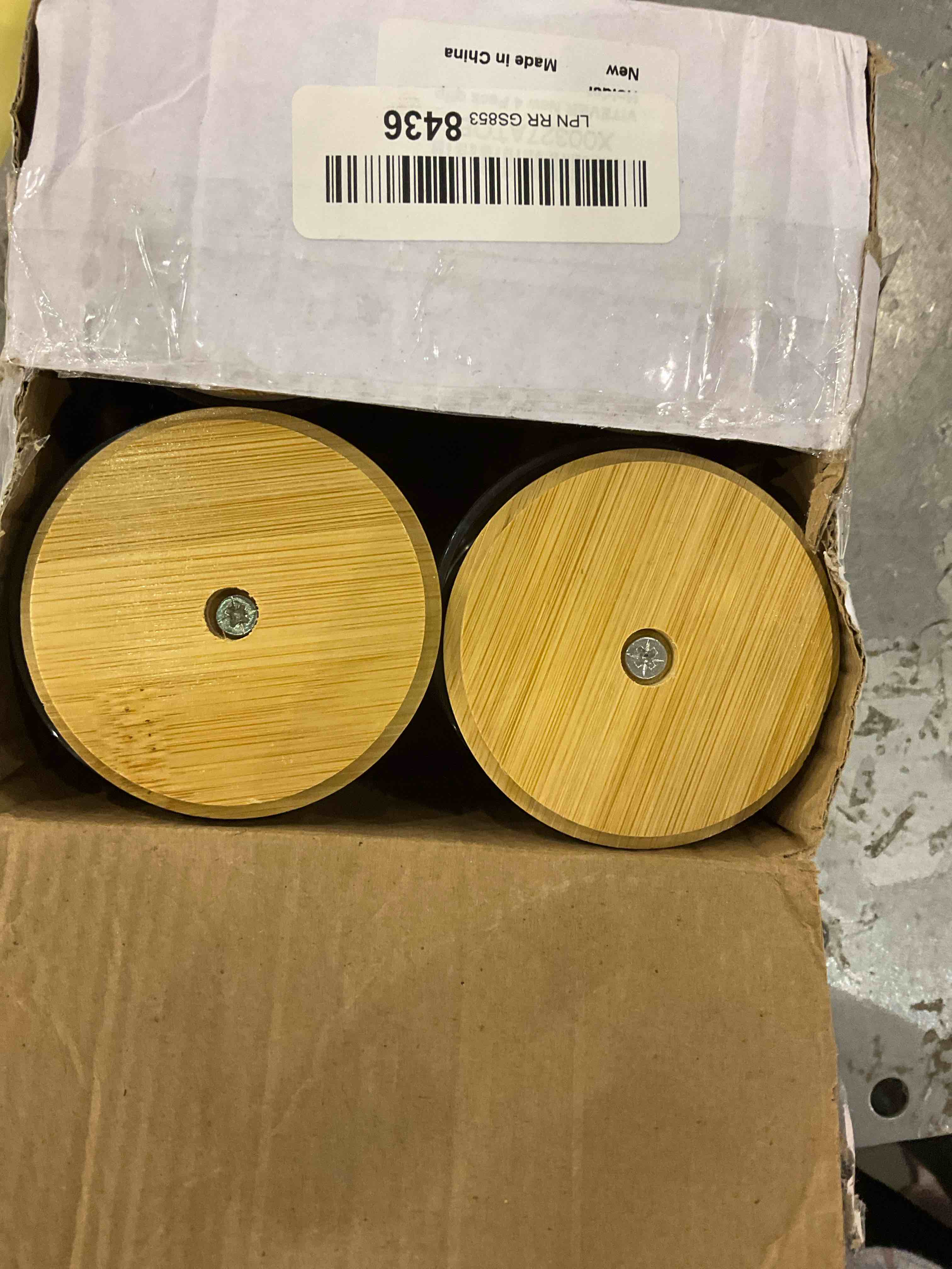 https://s3.amazonaws.com/lotting-images-prod/bidfta/EXS00485745_1695910979230.jpeg