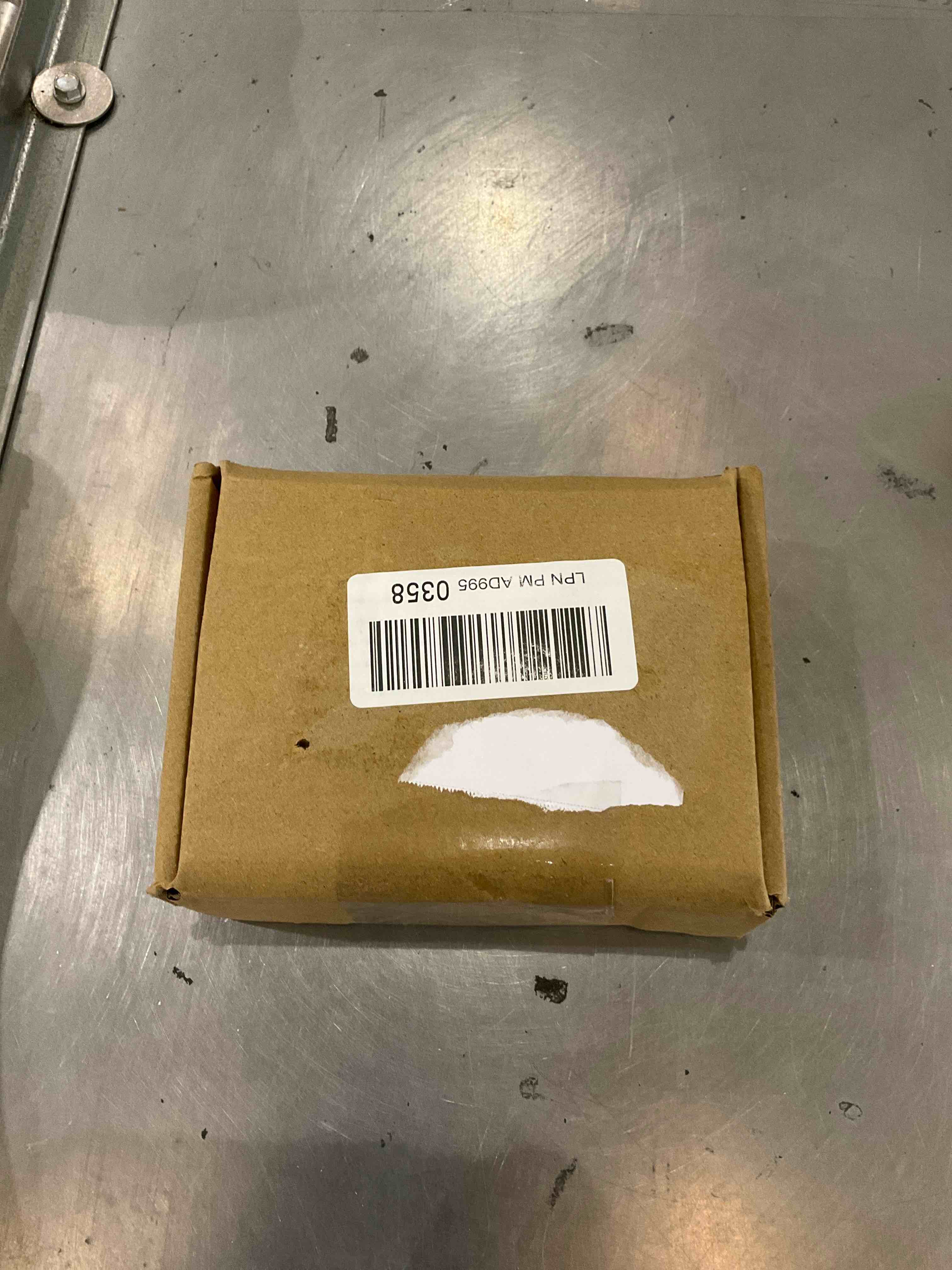 https://s3.amazonaws.com/lotting-images-prod/bidfta/EXS00486145_1695390673804.jpeg