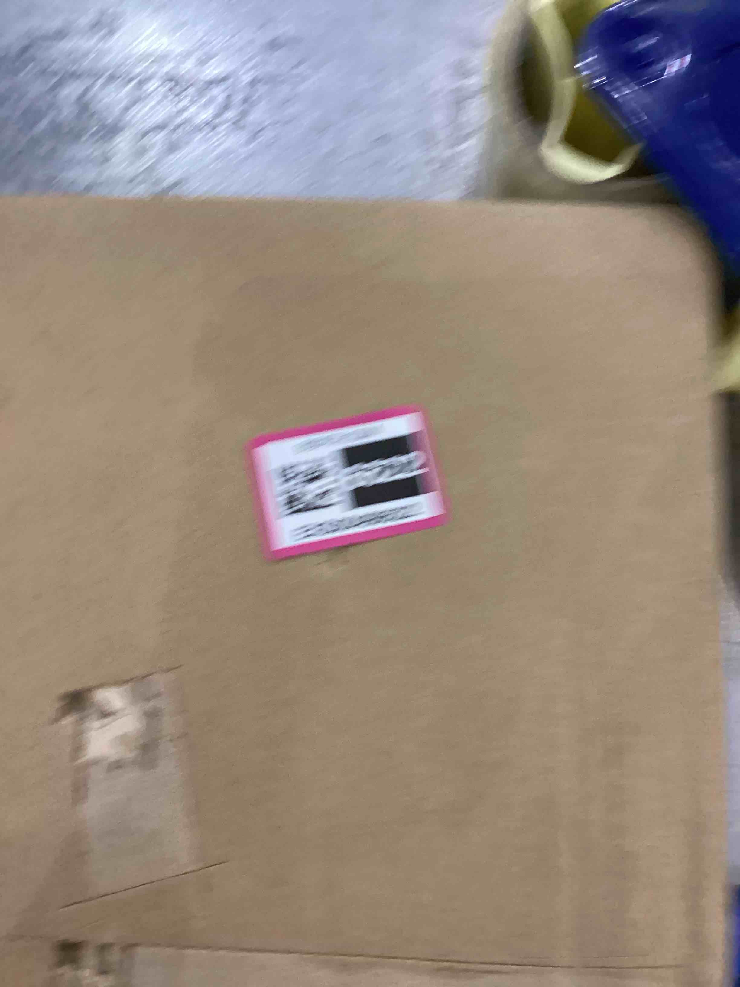 https://s3.amazonaws.com/lotting-images-prod/bidfta/EXS00486622_1695651985914.jpeg