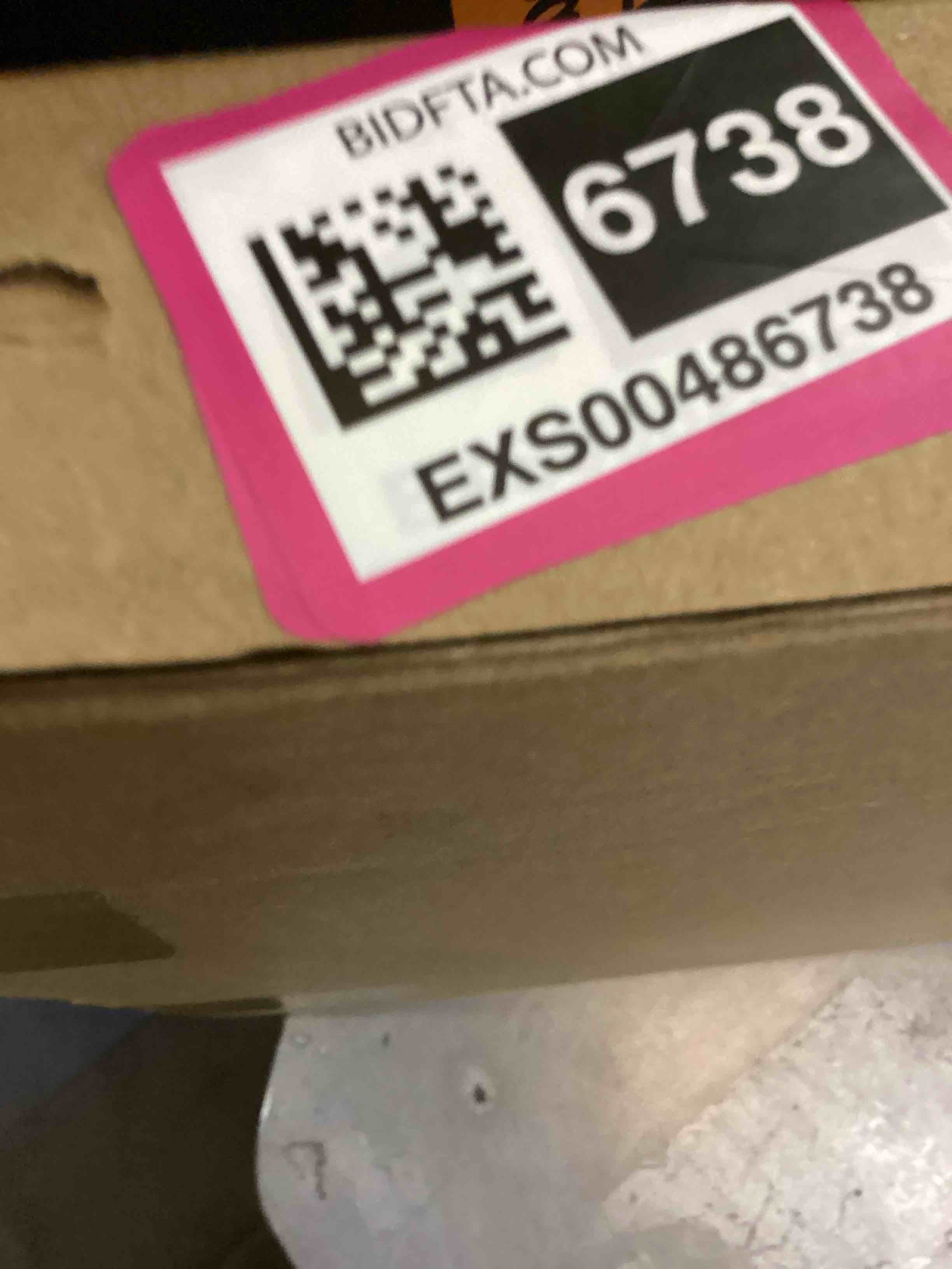 https://s3.amazonaws.com/lotting-images-prod/bidfta/EXS00486738_1695668476881.jpeg