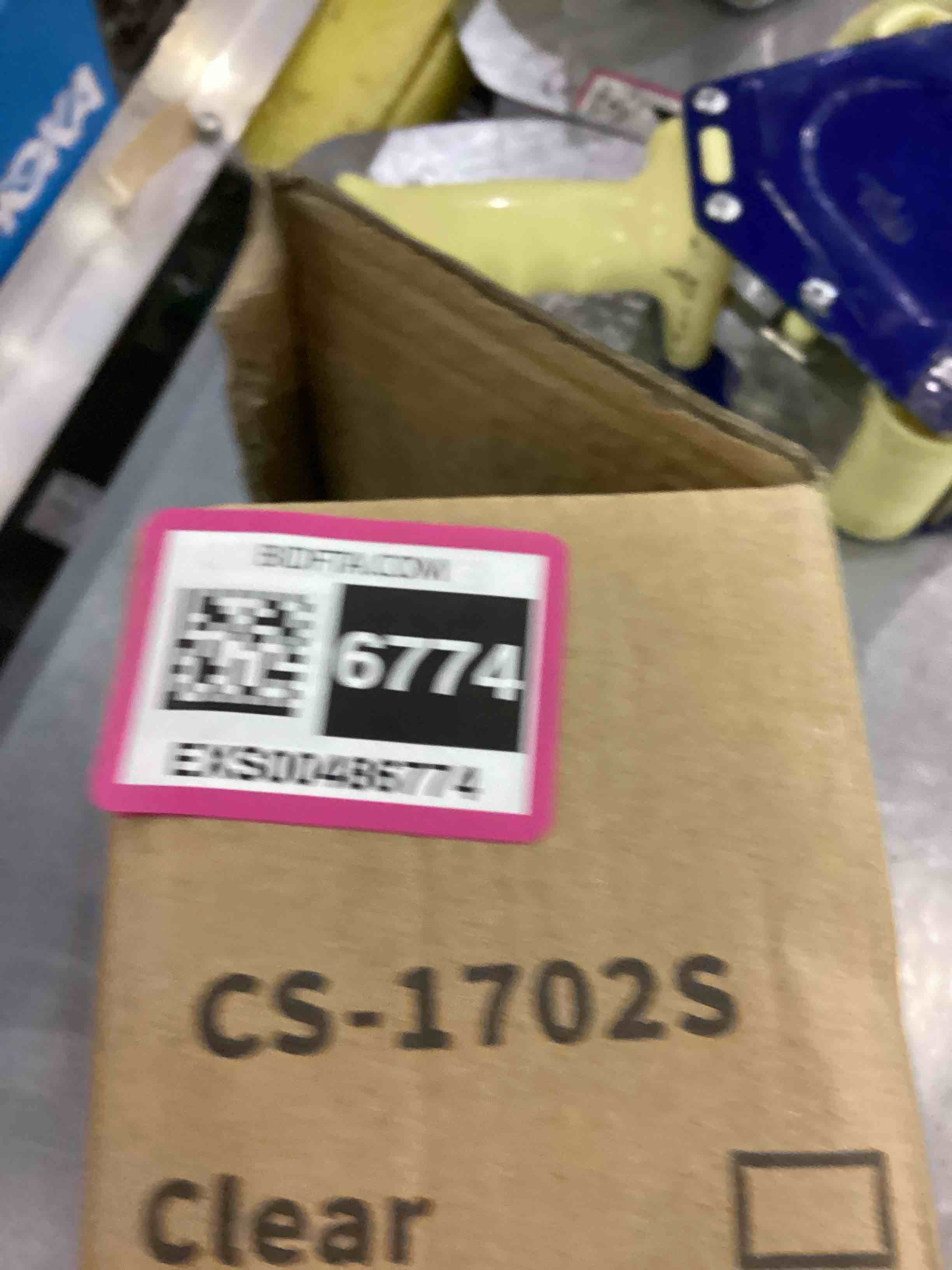 https://s3.amazonaws.com/lotting-images-prod/bidfta/EXS00486774_1695726515164.jpeg