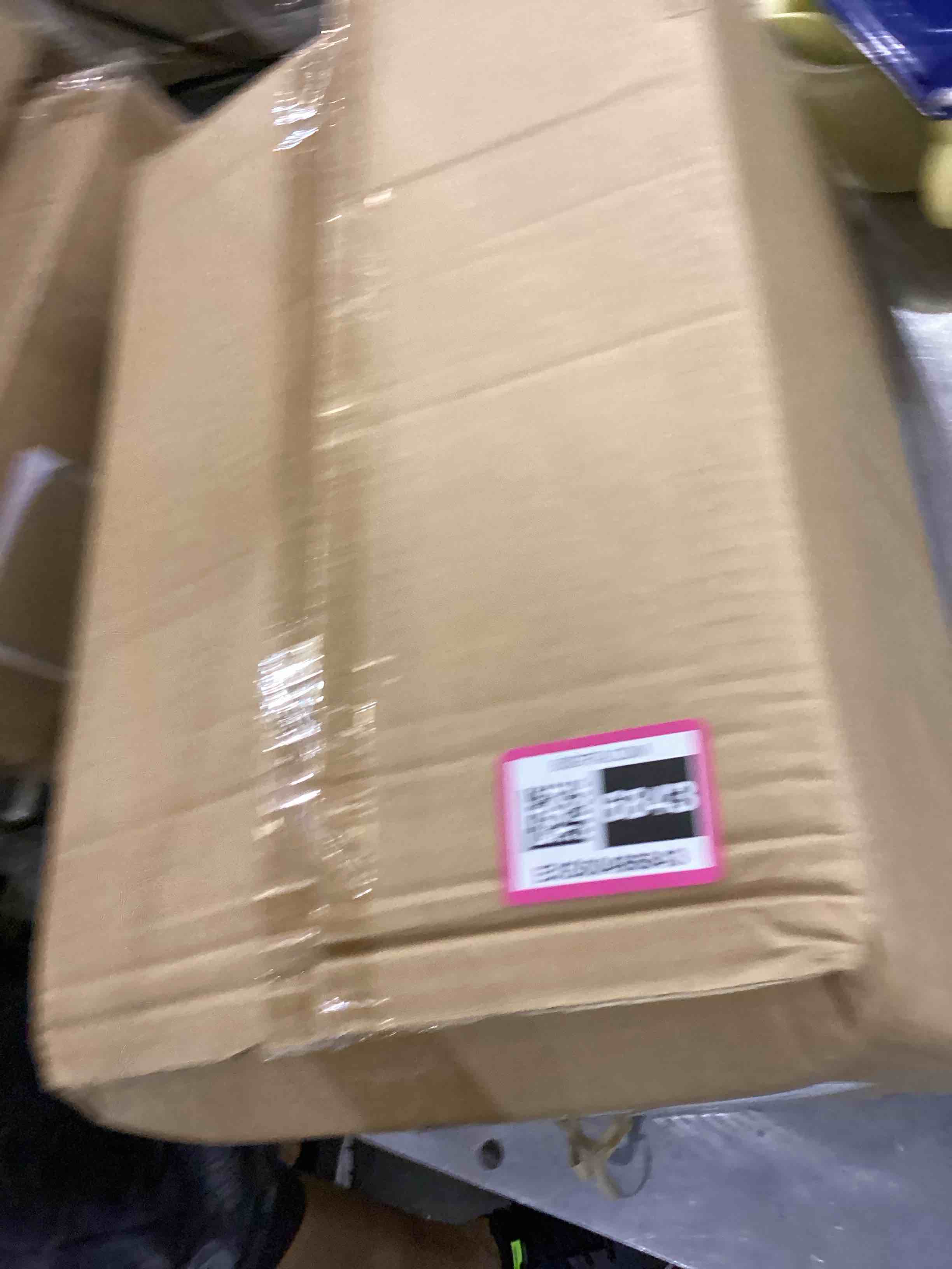 https://s3.amazonaws.com/lotting-images-prod/bidfta/EXS00486843_1695736874956.jpeg