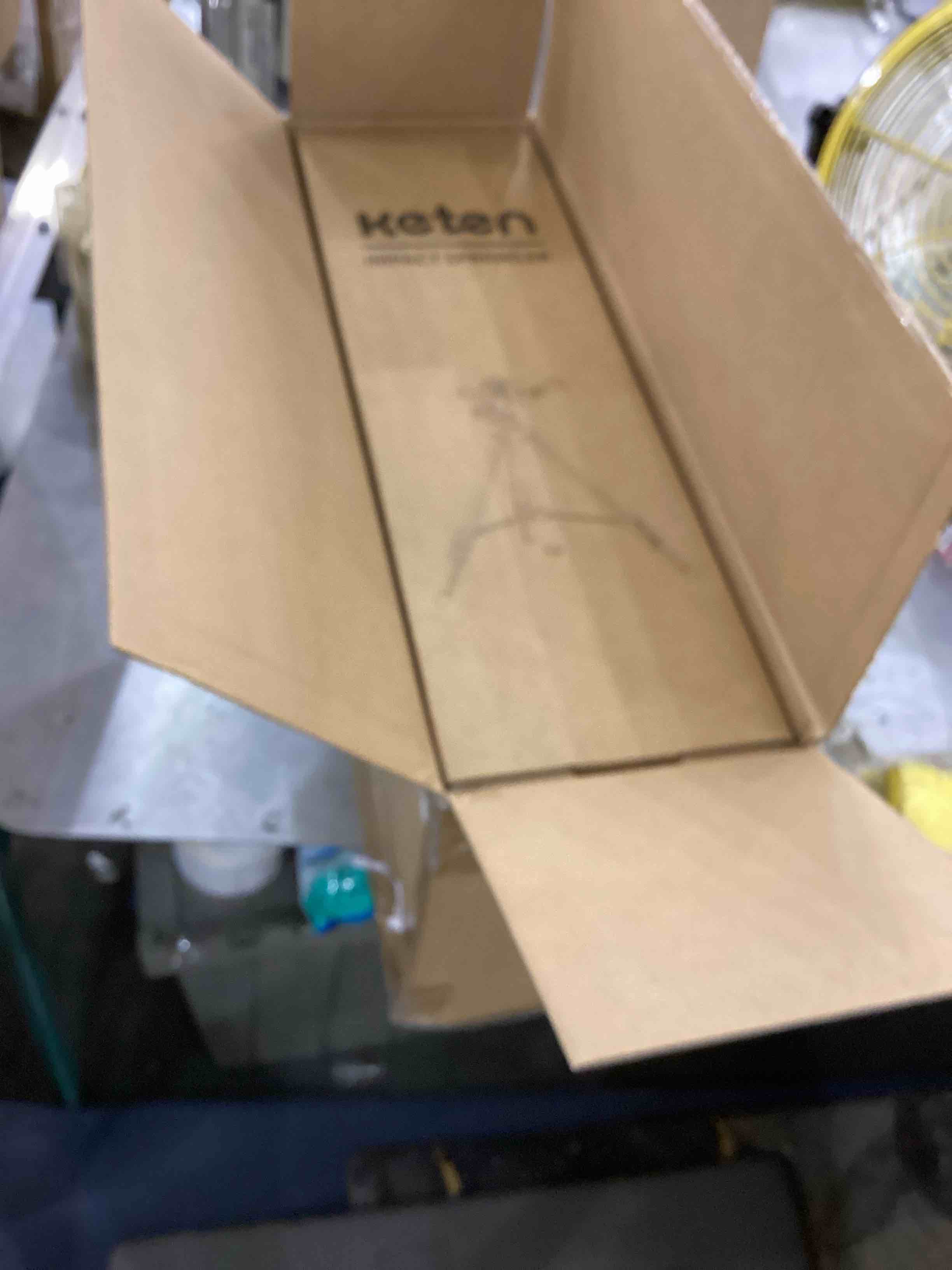 https://s3.amazonaws.com/lotting-images-prod/bidfta/EXS00486867_1695739216407.jpeg