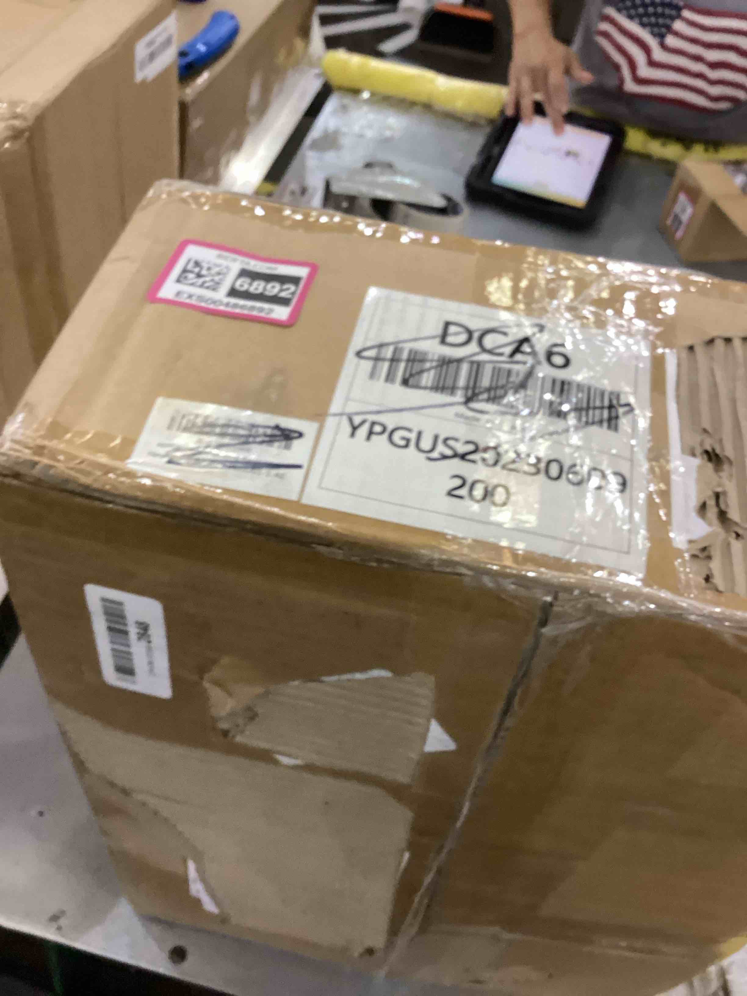 https://s3.amazonaws.com/lotting-images-prod/bidfta/EXS00486892_1695740286517.jpeg