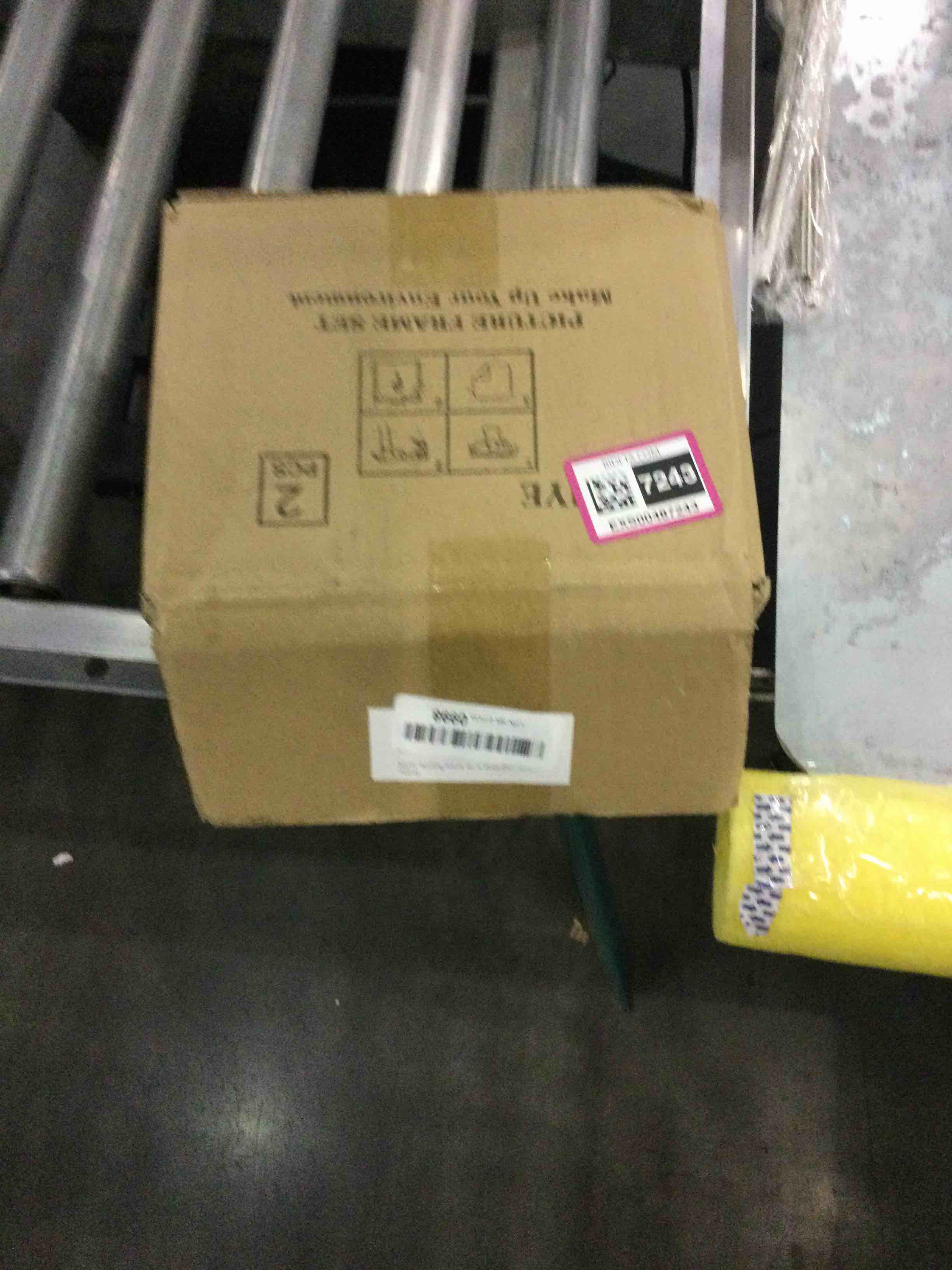 https://s3.amazonaws.com/lotting-images-prod/bidfta/EXS00487243_1695641052190.jpeg