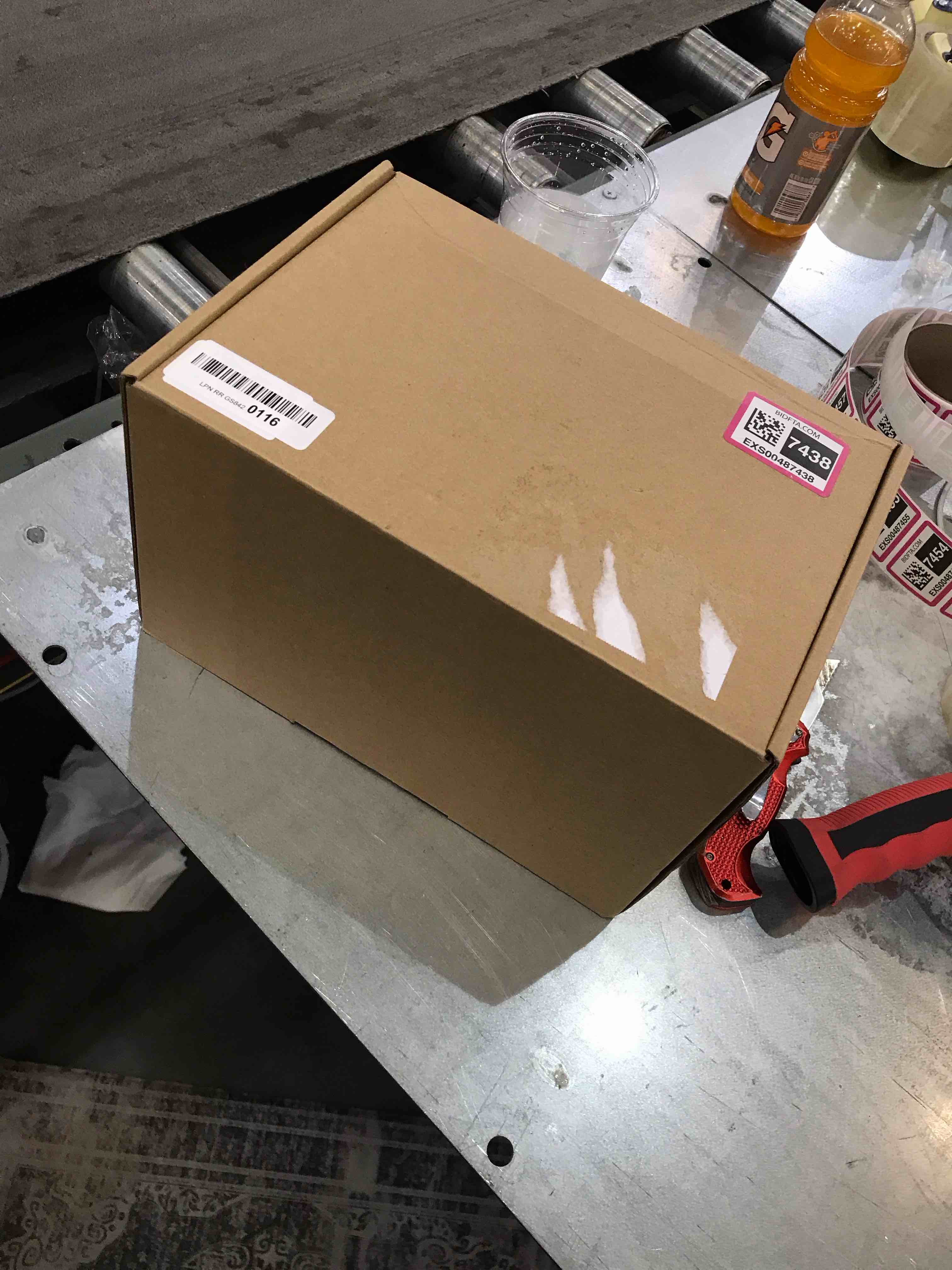 https://s3.amazonaws.com/lotting-images-prod/bidfta/EXS00487438_1695669154739.jpeg