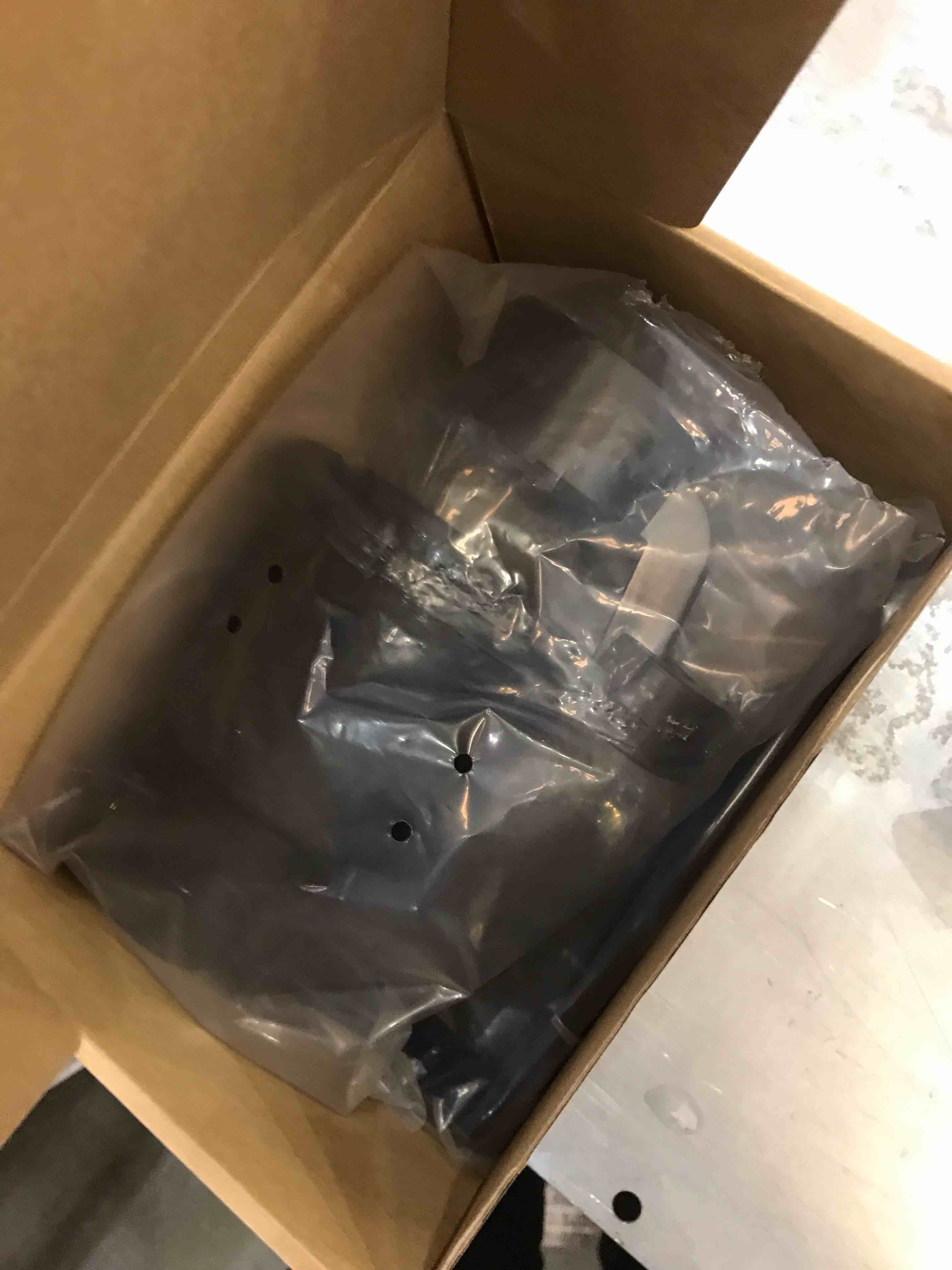 https://s3.amazonaws.com/lotting-images-prod/bidfta/EXS00487438_1695669206826.jpeg