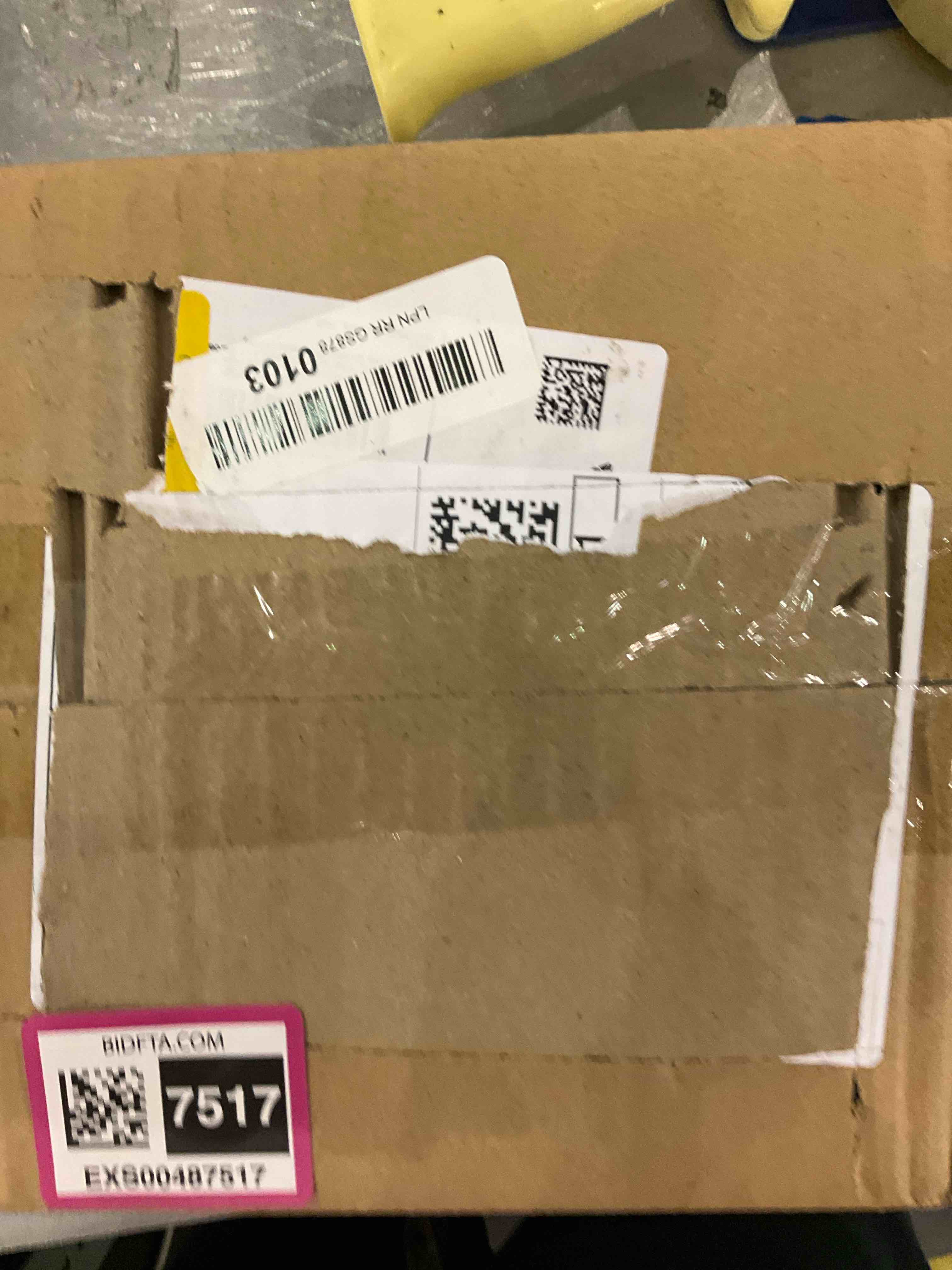https://s3.amazonaws.com/lotting-images-prod/bidfta/EXS00487517_1695640067381.jpeg