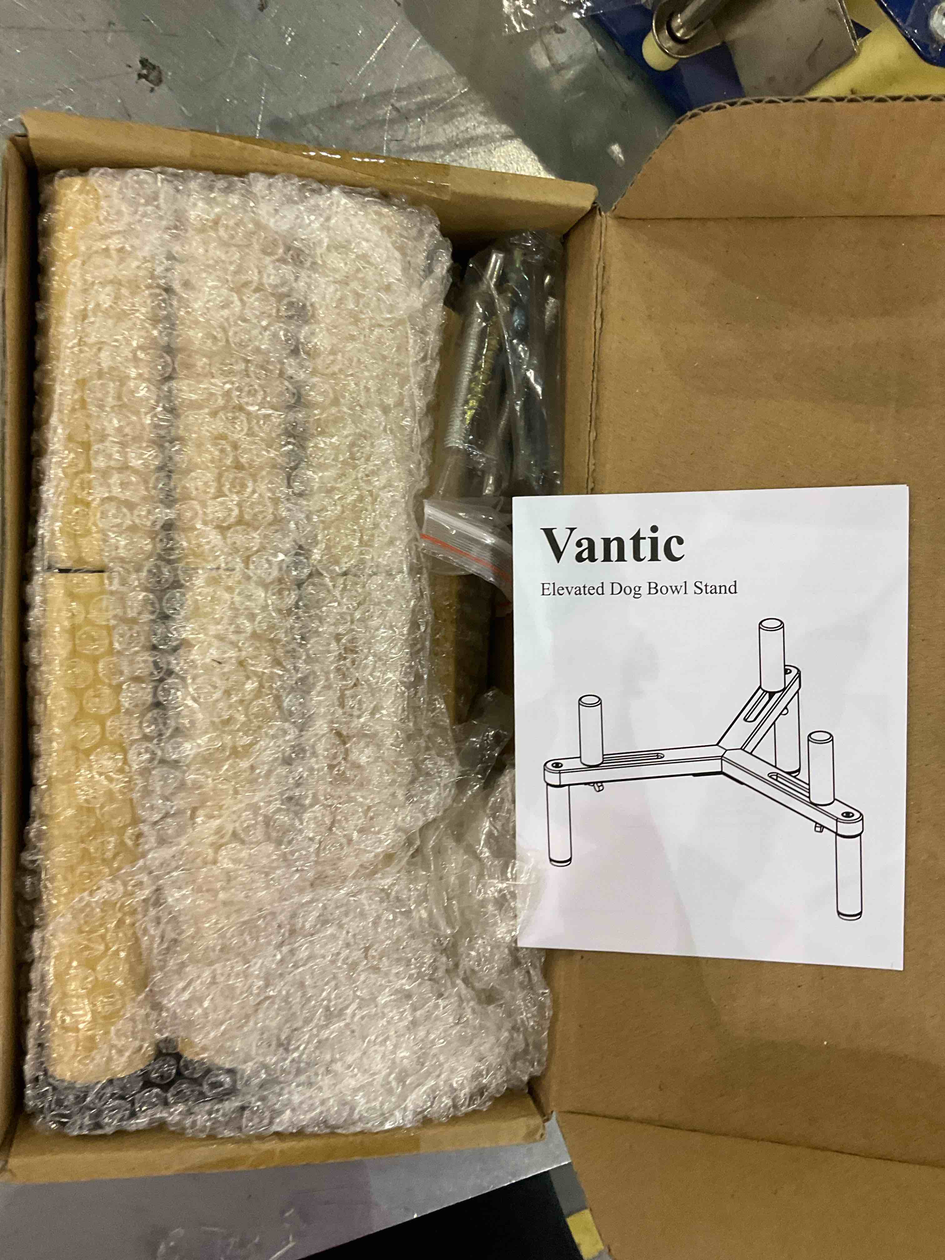 https://s3.amazonaws.com/lotting-images-prod/bidfta/EXS00487538_1695641603761.jpeg
