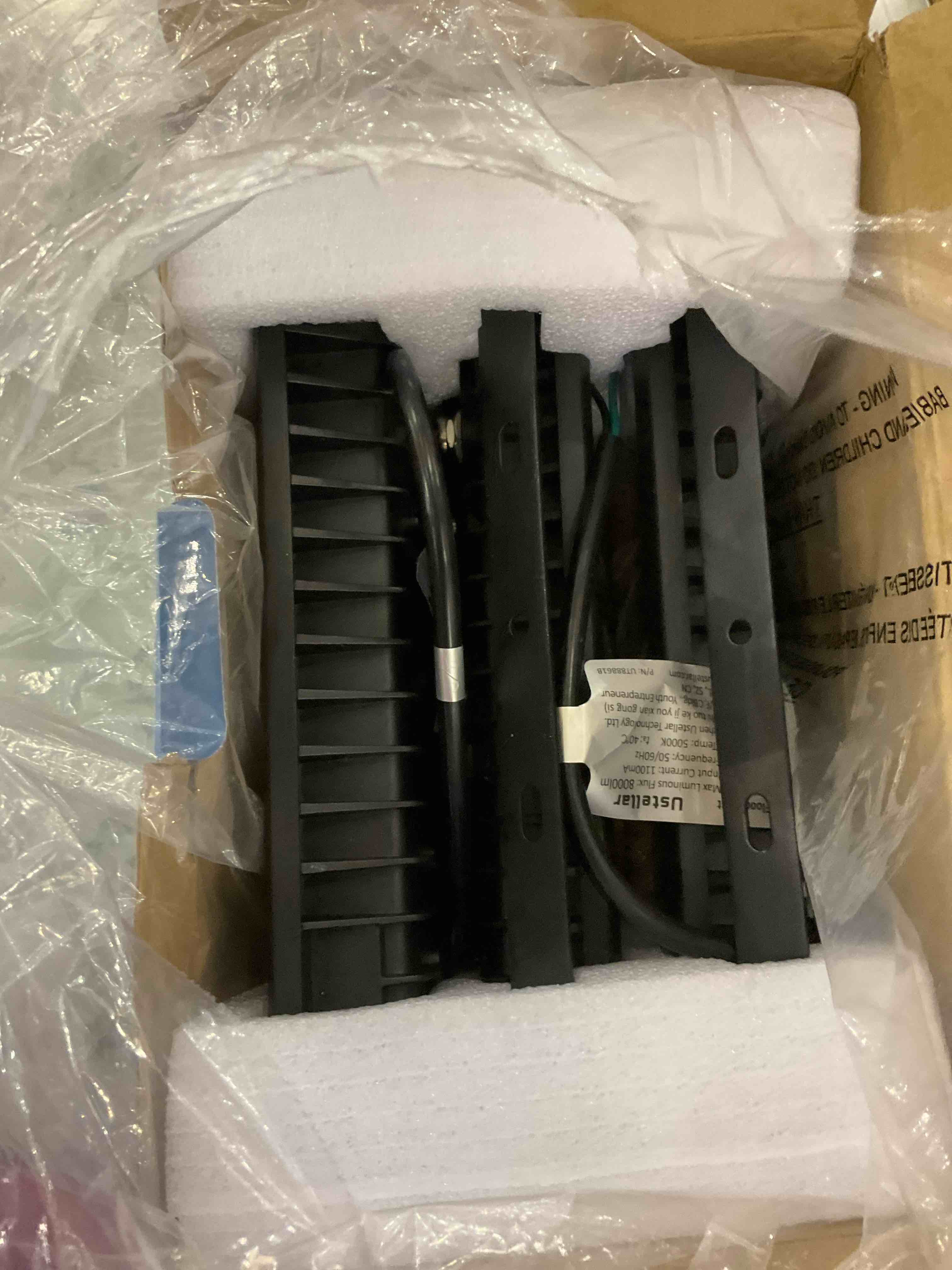 https://s3.amazonaws.com/lotting-images-prod/bidfta/EXS00487697_1695662017423.jpeg
