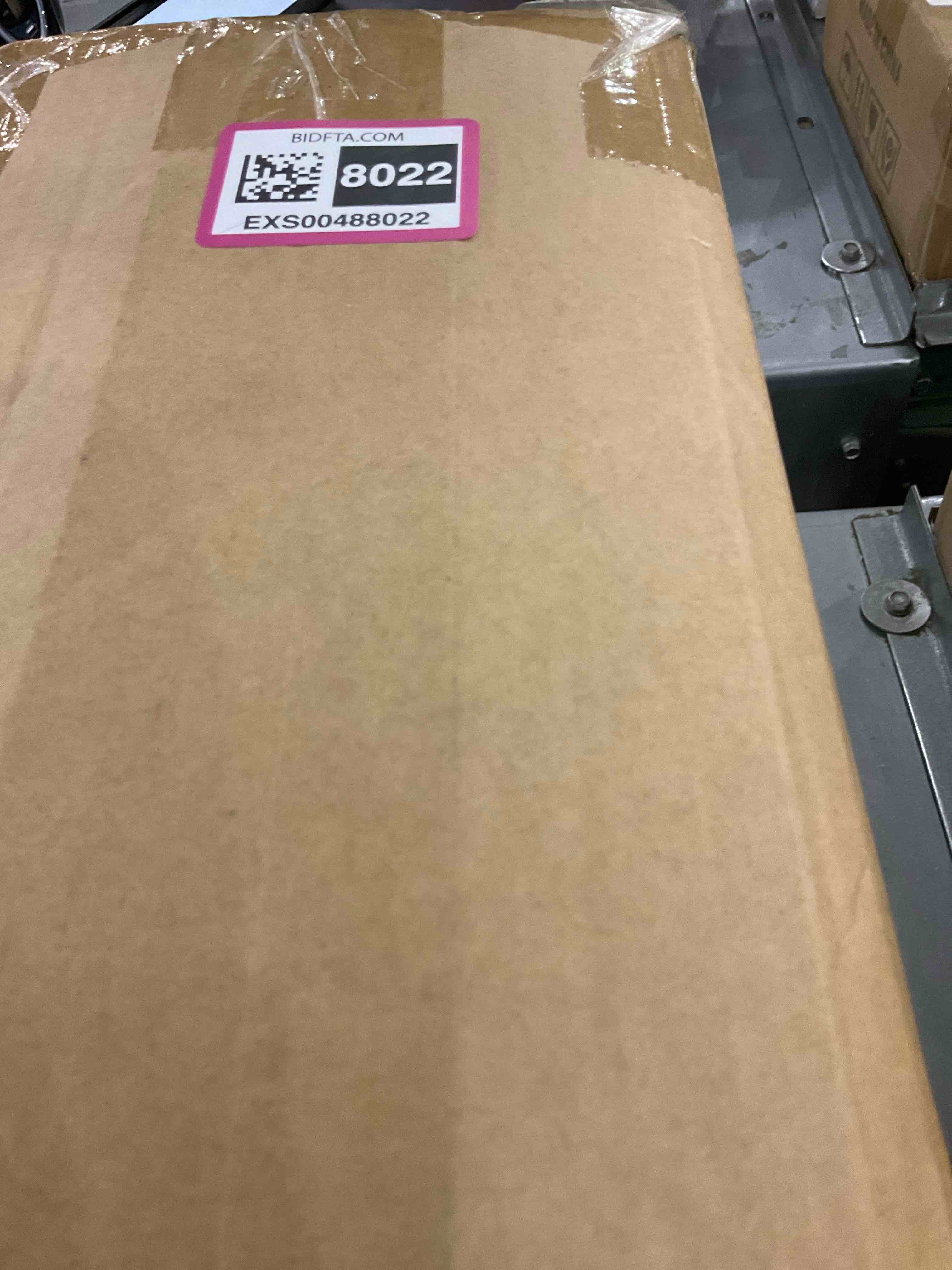 https://s3.amazonaws.com/lotting-images-prod/bidfta/EXS00488022_1695213605341.jpeg