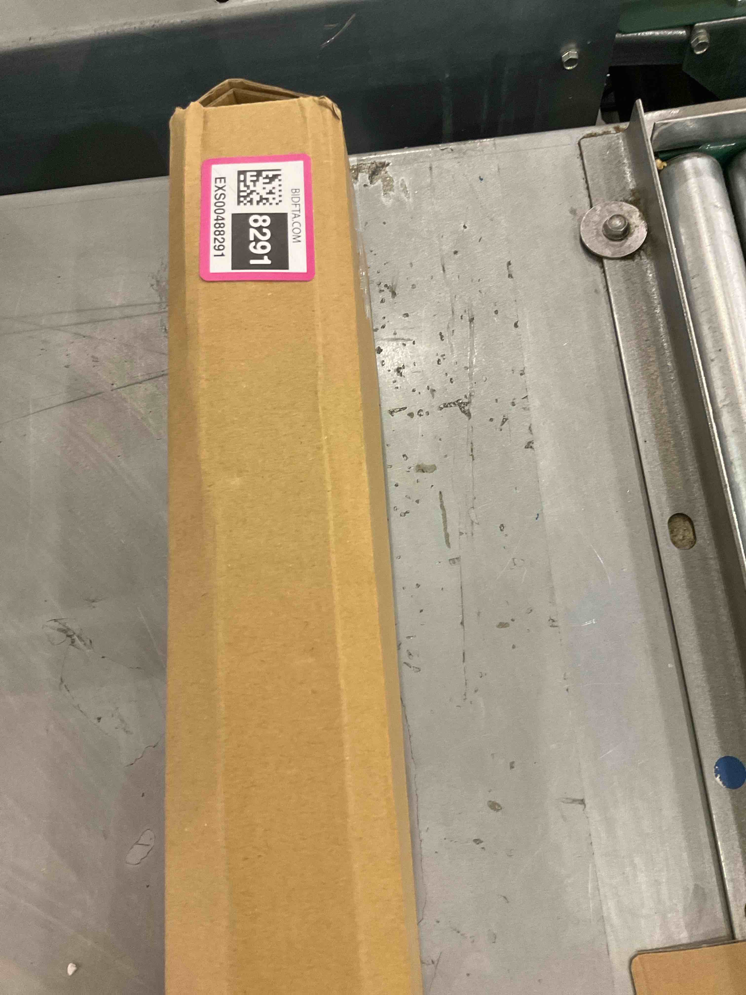 https://s3.amazonaws.com/lotting-images-prod/bidfta/EXS00488291_1695304867540.jpeg