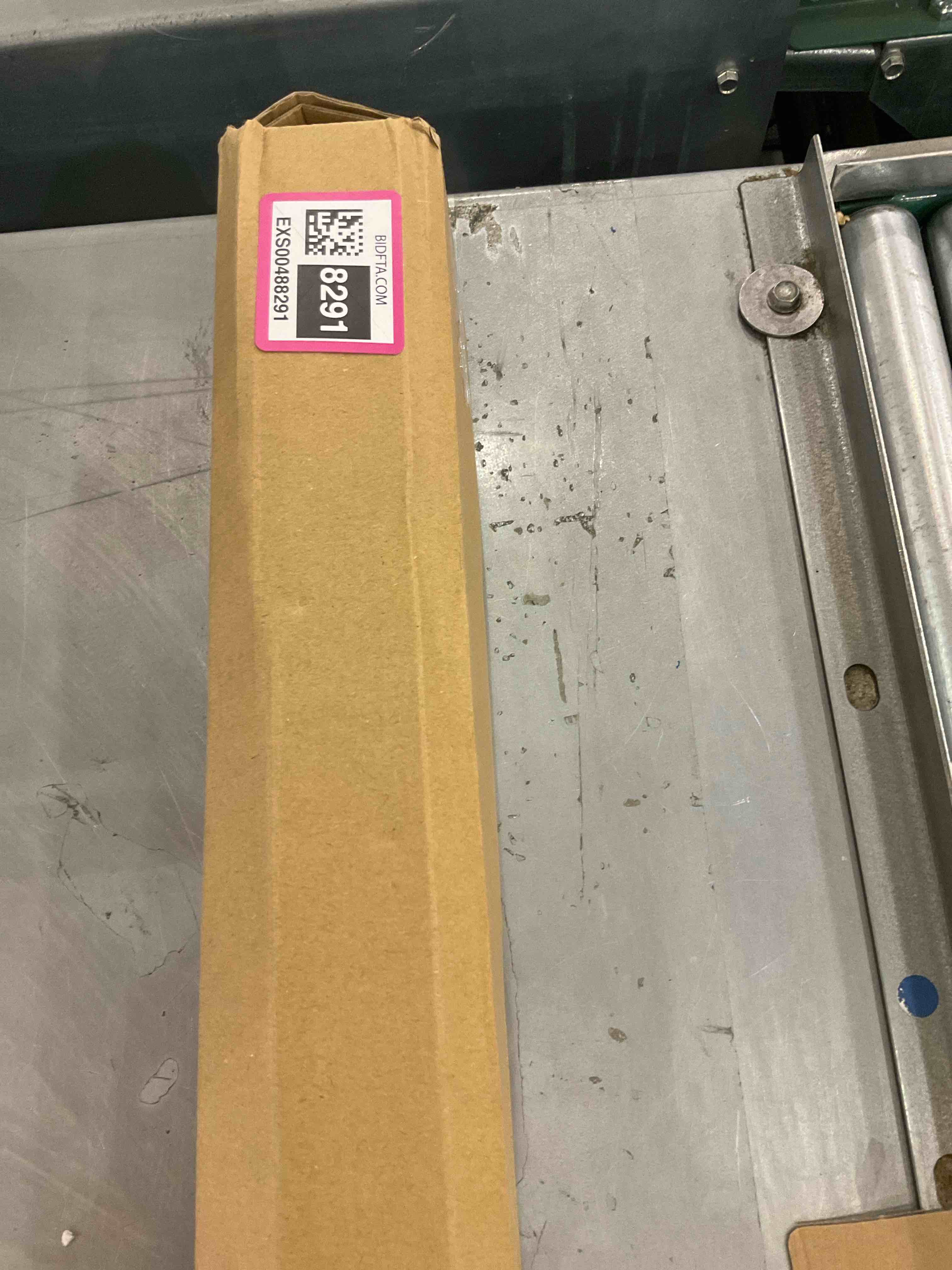 https://s3.amazonaws.com/lotting-images-prod/bidfta/EXS00488291_1695304868517.jpeg