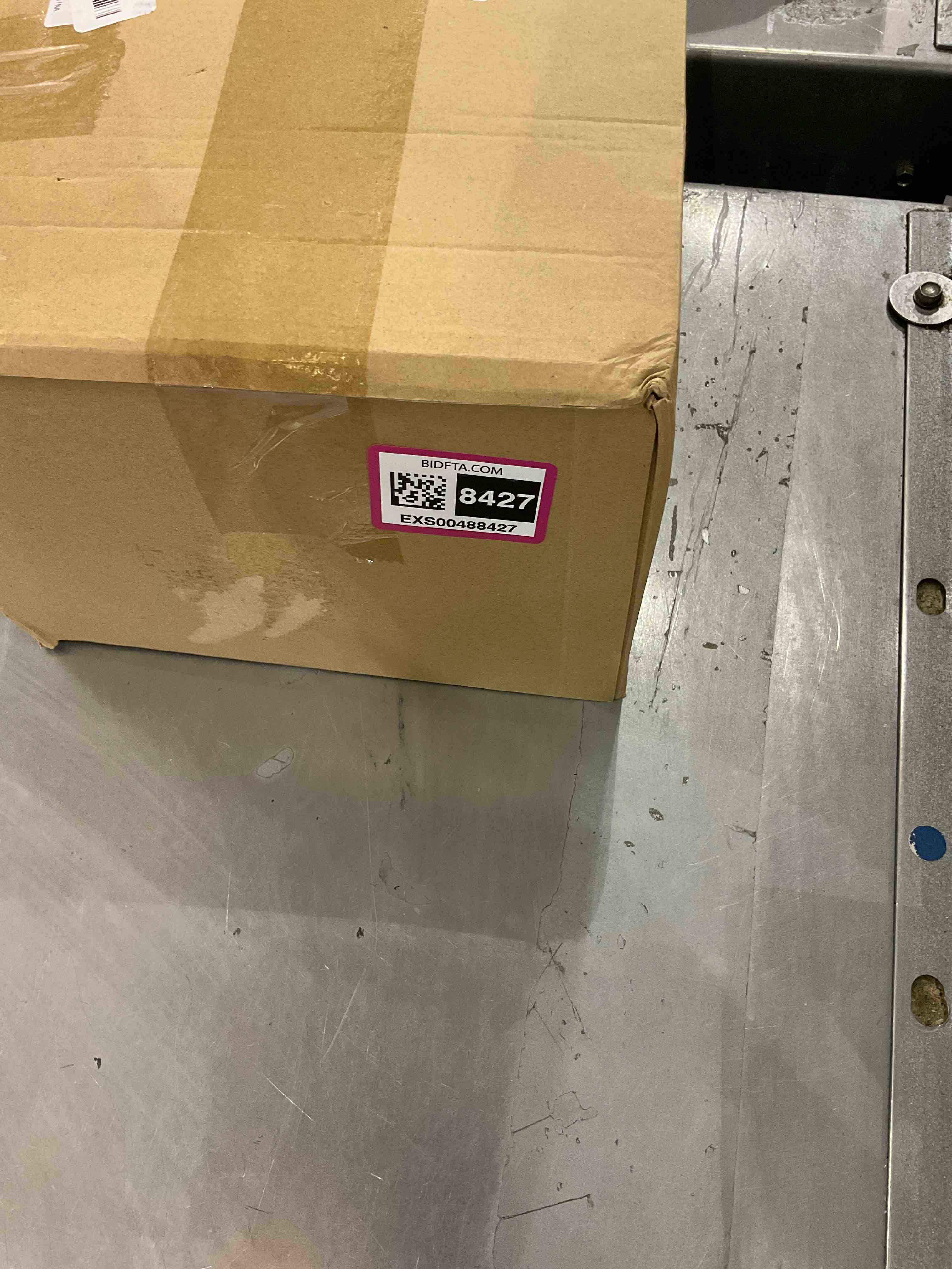 https://s3.amazonaws.com/lotting-images-prod/bidfta/EXS00488427_1695318863972.jpeg