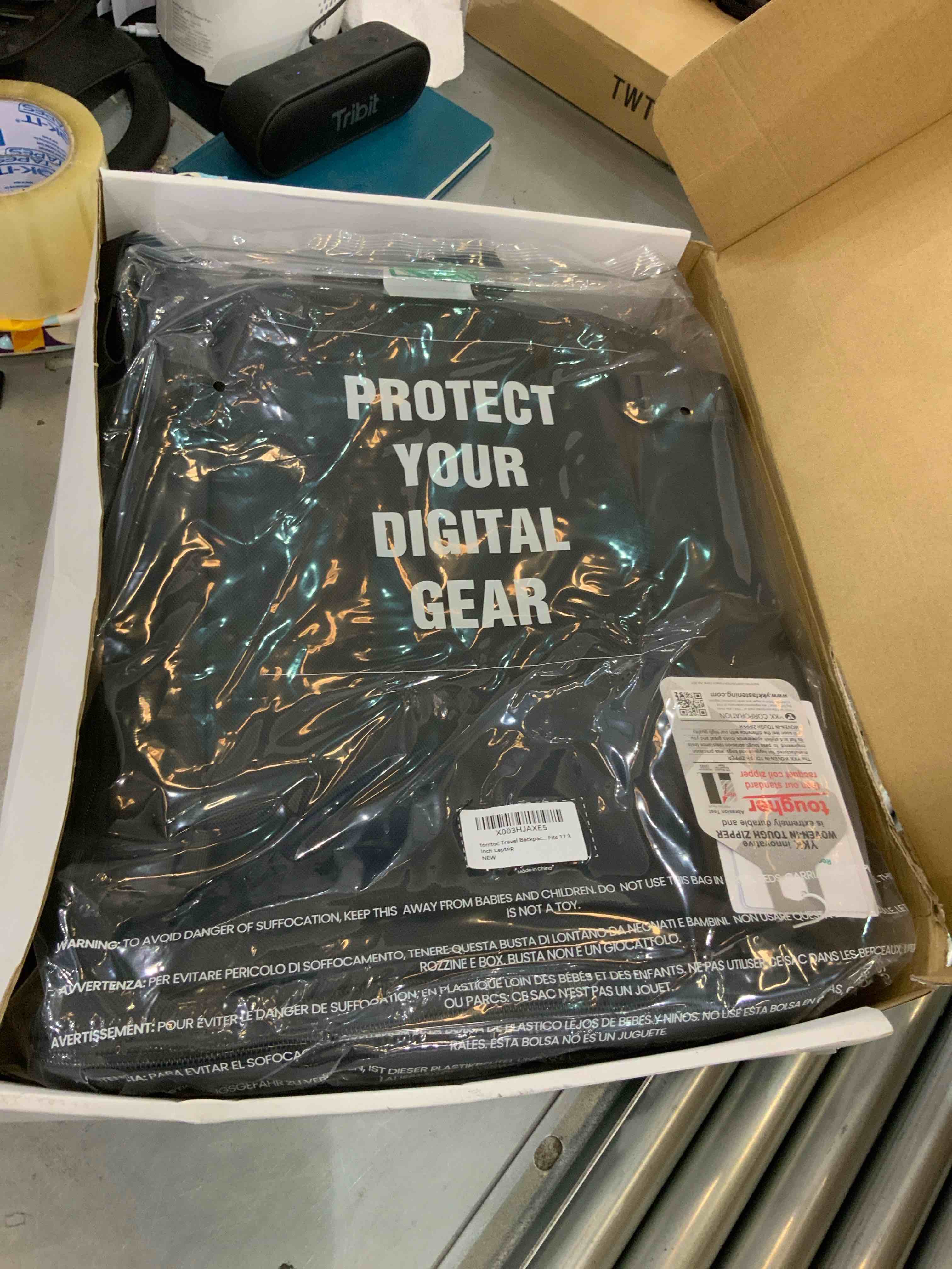 https://s3.amazonaws.com/lotting-images-prod/bidfta/EXS00488595_1695318453492.jpeg