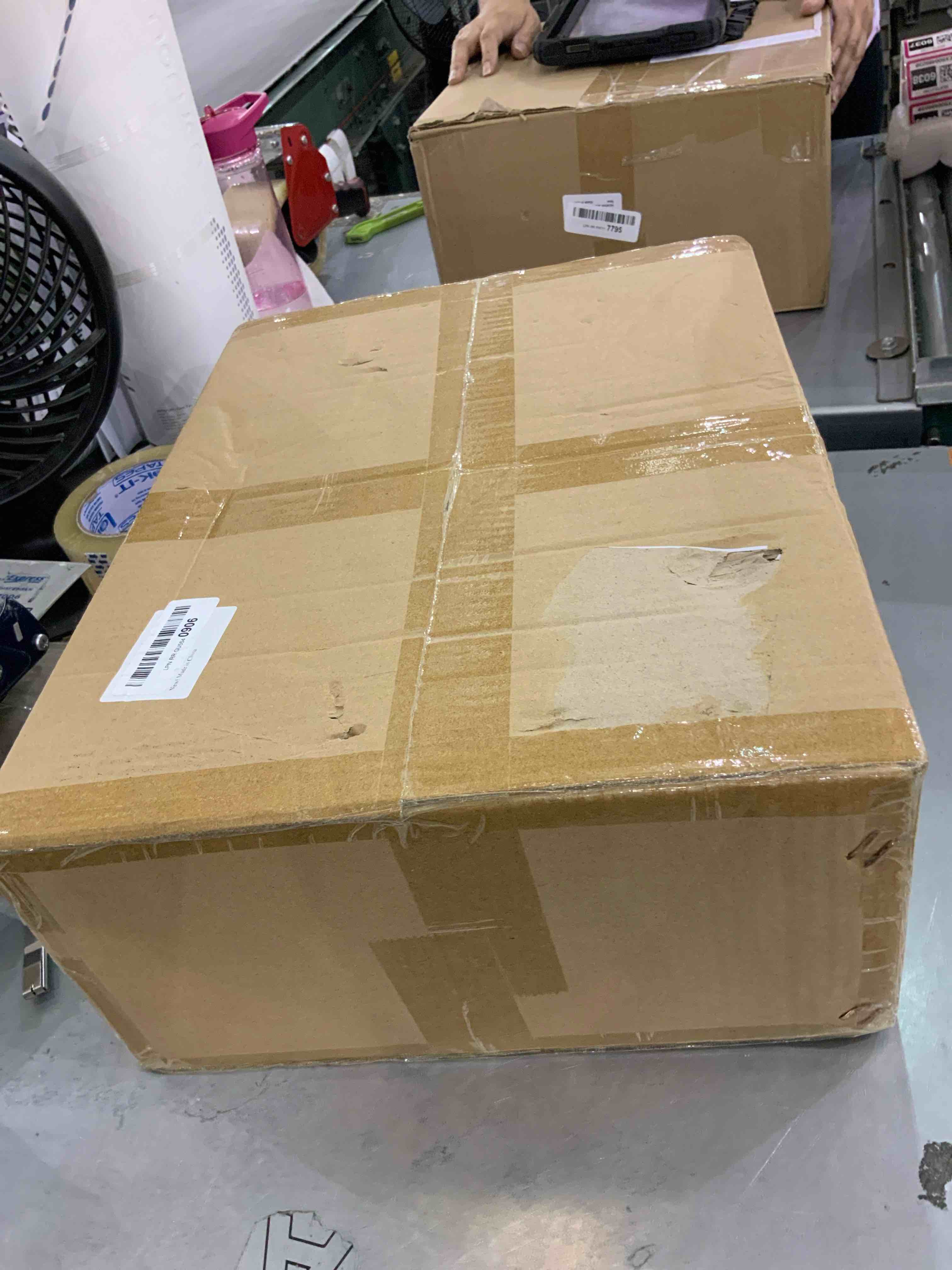 https://s3.amazonaws.com/lotting-images-prod/bidfta/EXS00488599_1695318886149.jpeg