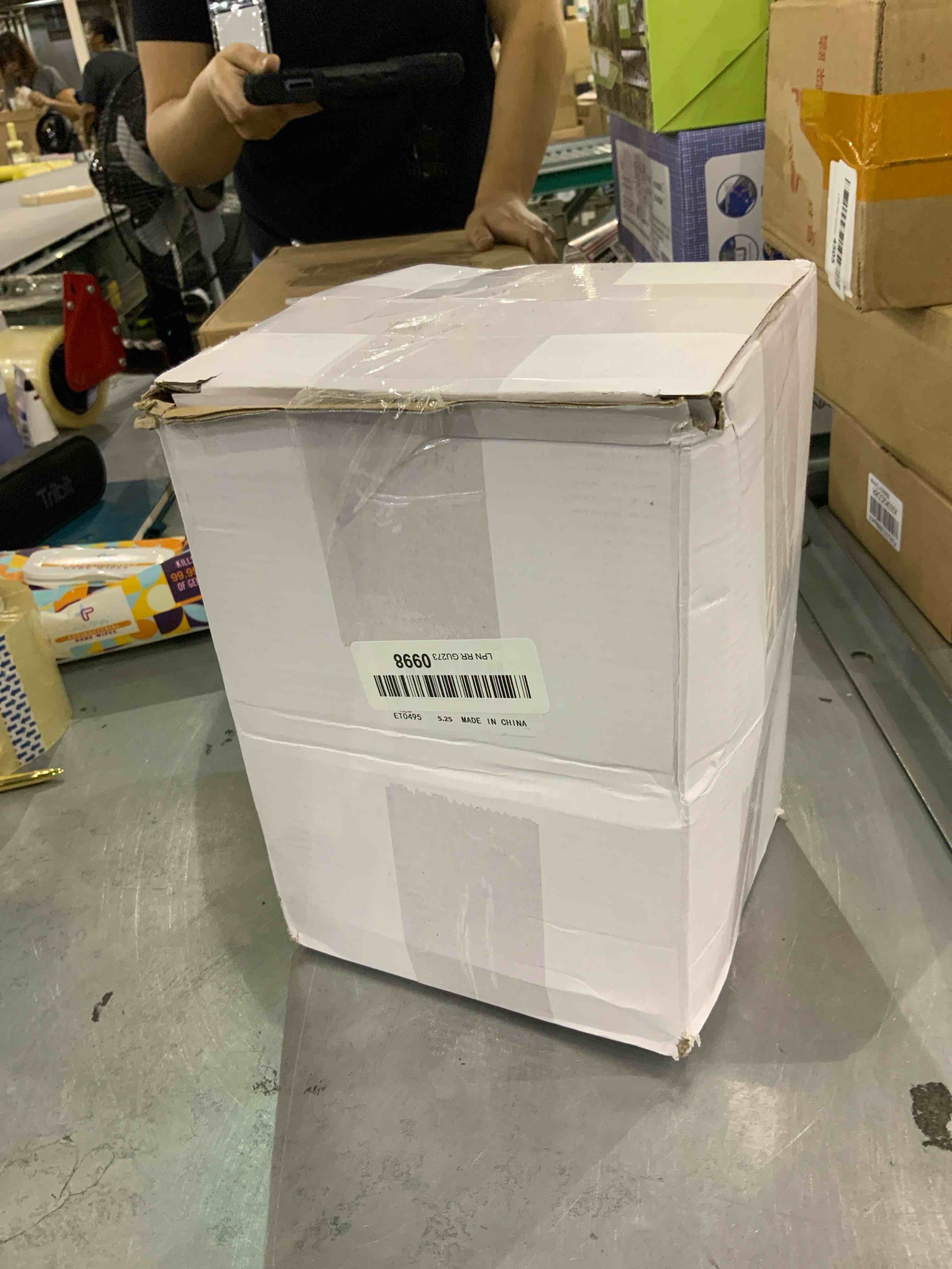 https://s3.amazonaws.com/lotting-images-prod/bidfta/EXS00488647_1695383130829.jpeg