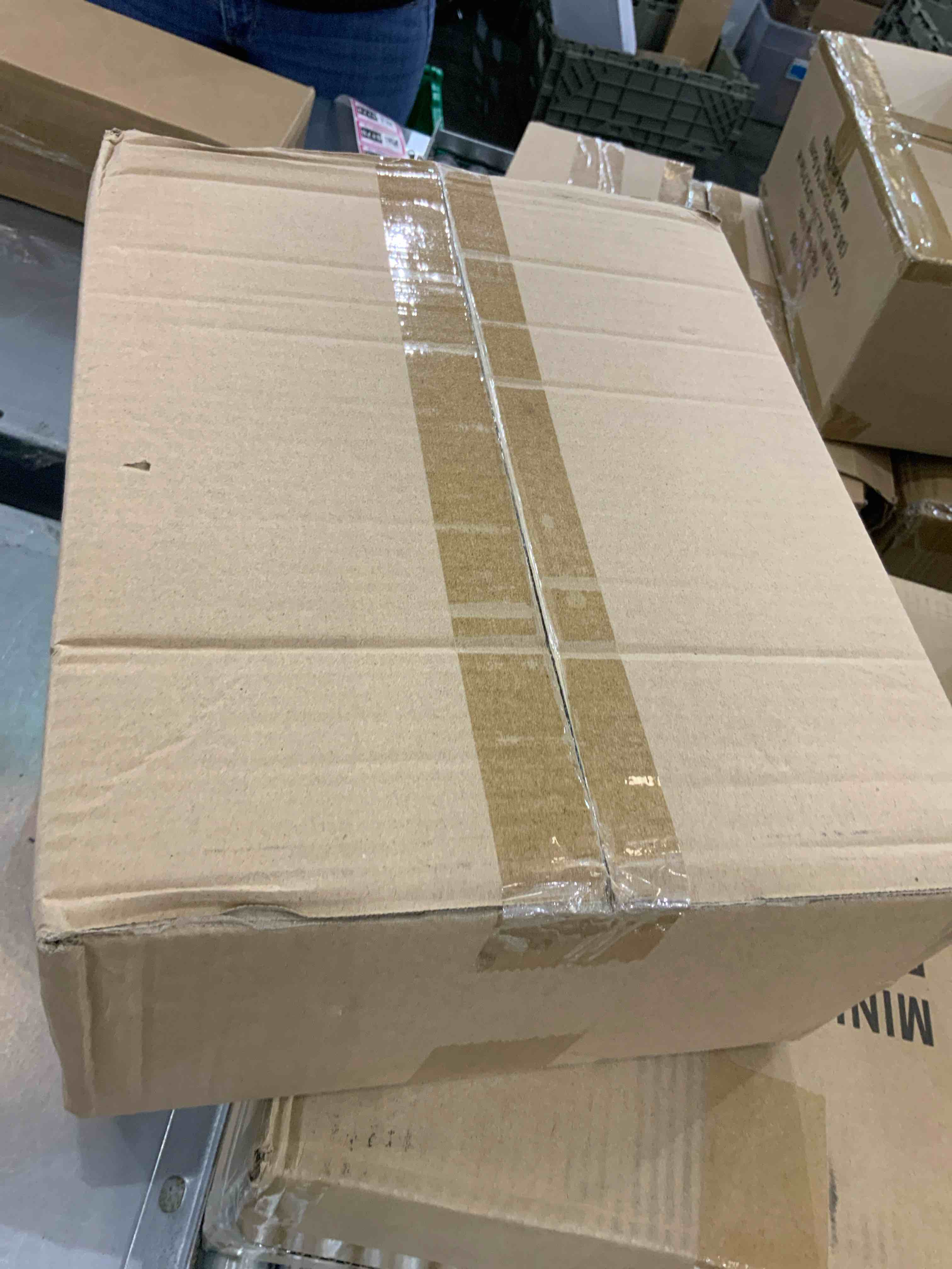 https://s3.amazonaws.com/lotting-images-prod/bidfta/EXS00488731_1695392780917.jpeg