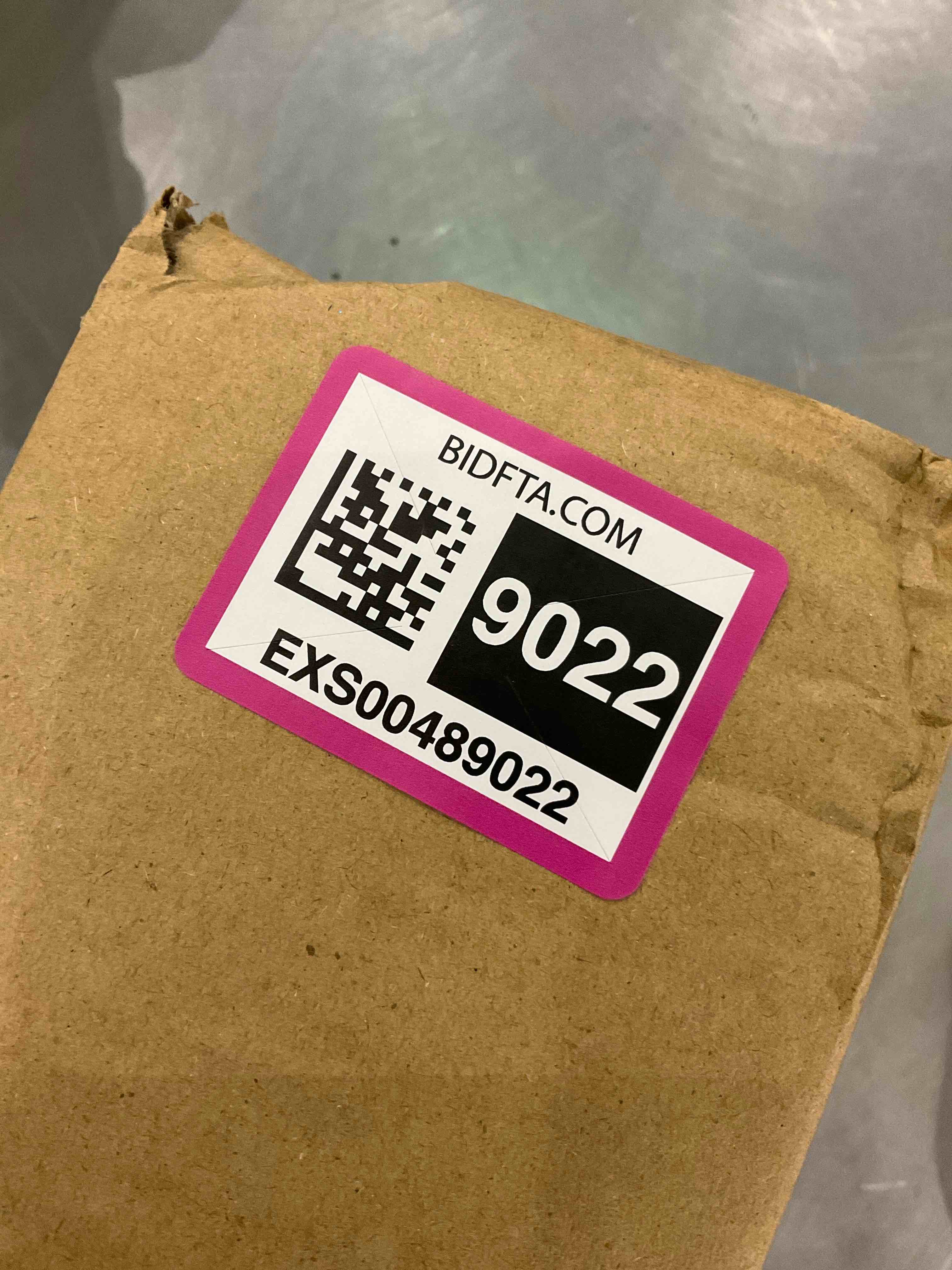 https://s3.amazonaws.com/lotting-images-prod/bidfta/EXS00489022_1695381247995.jpeg